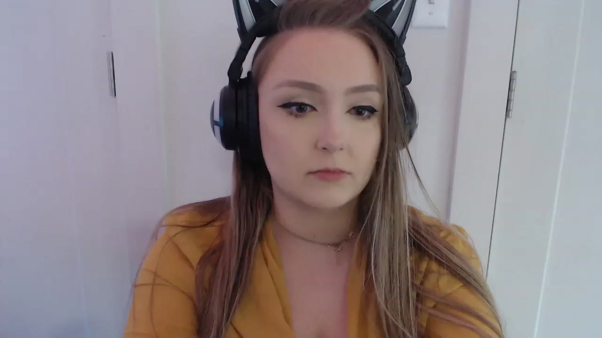 Gallery image thumbnail from LibbyxDoe's myfreecams stream on, 04/07/2023, 15:58 image 12 of 20