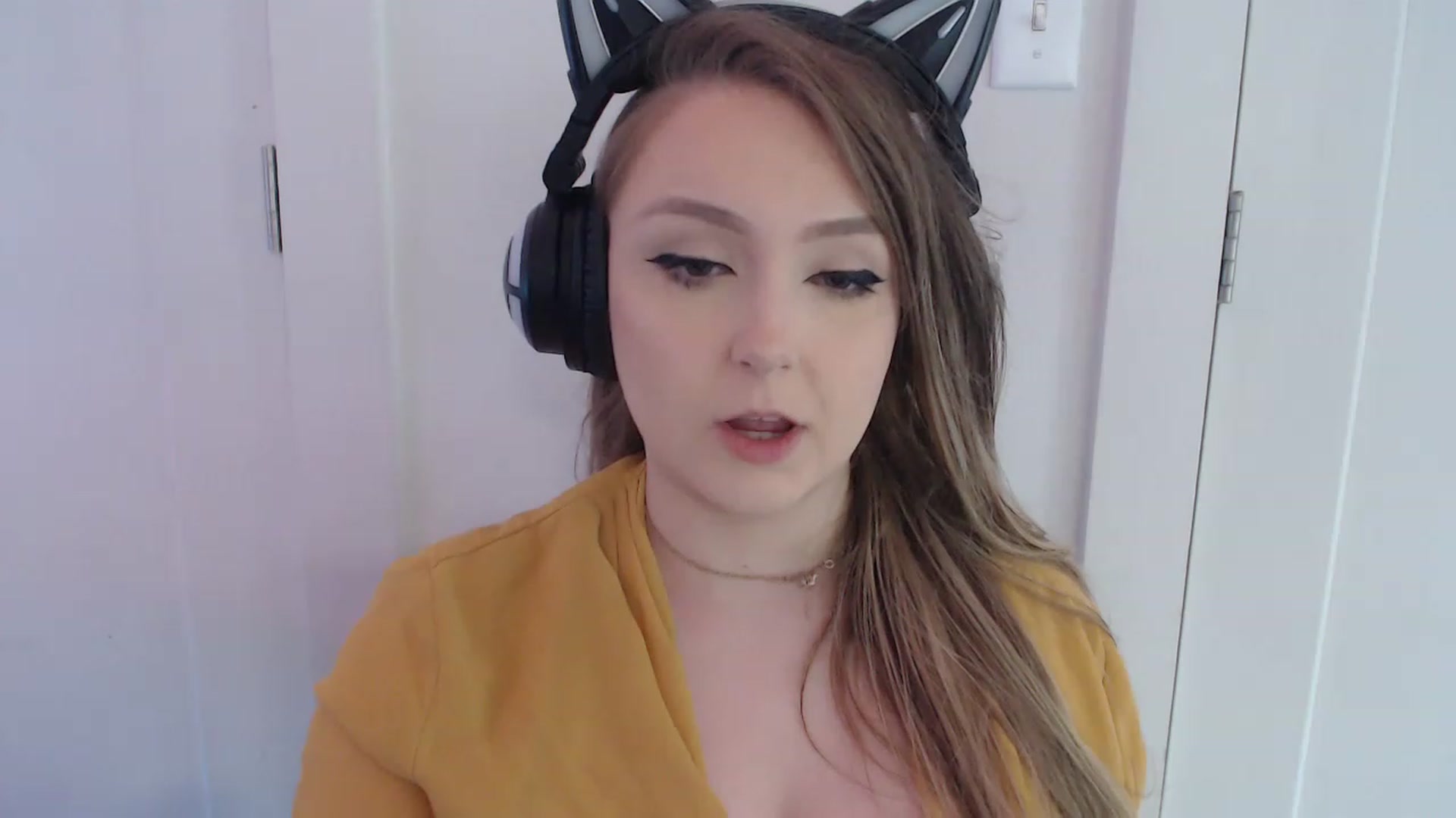 Gallery image thumbnail from LibbyxDoe's myfreecams stream on, 04/07/2023, 15:58 image 3 of 20