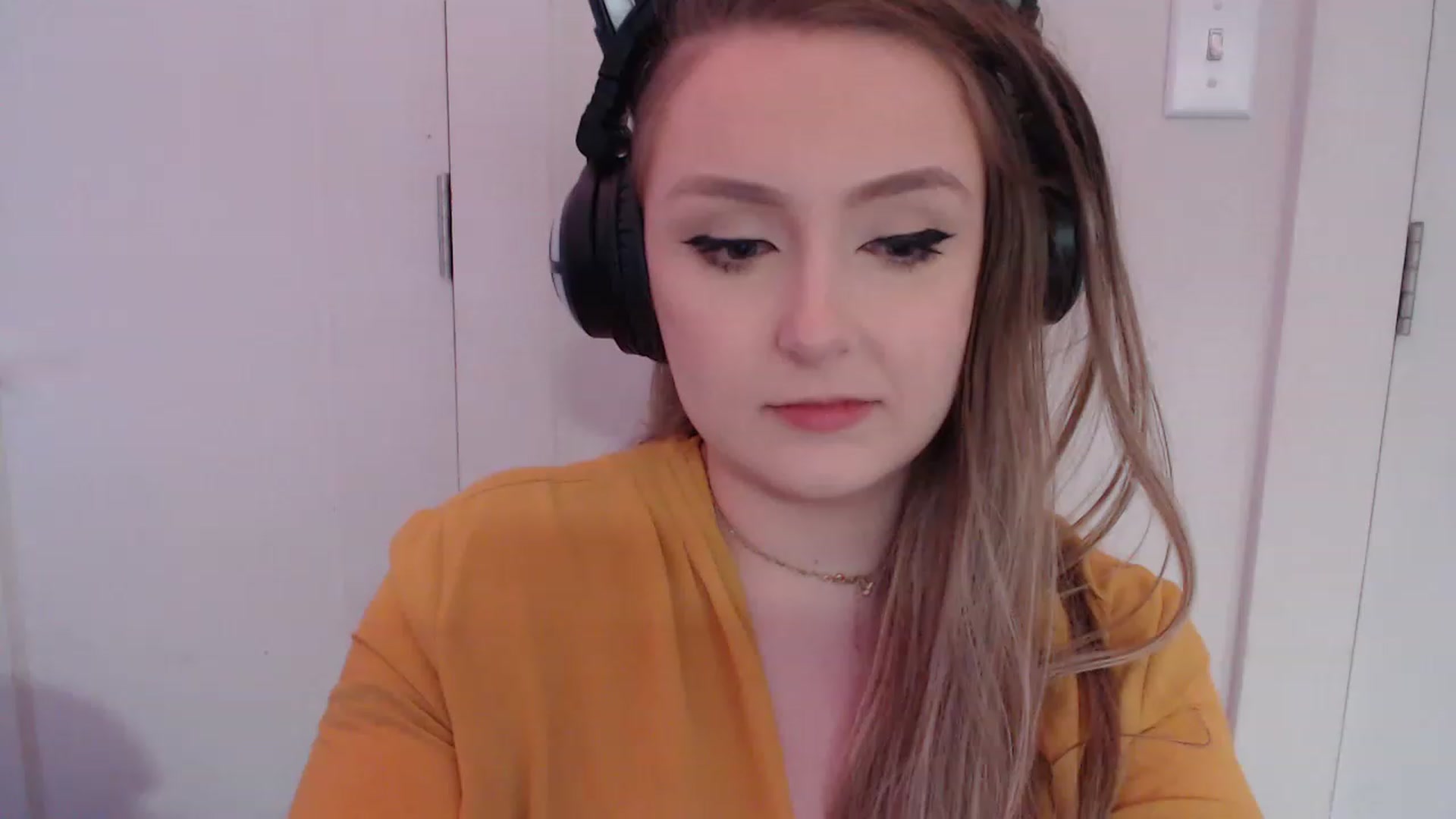Gallery image thumbnail from LibbyxDoe's myfreecams stream on, 04/07/2023, 17:34 image 11 of 20