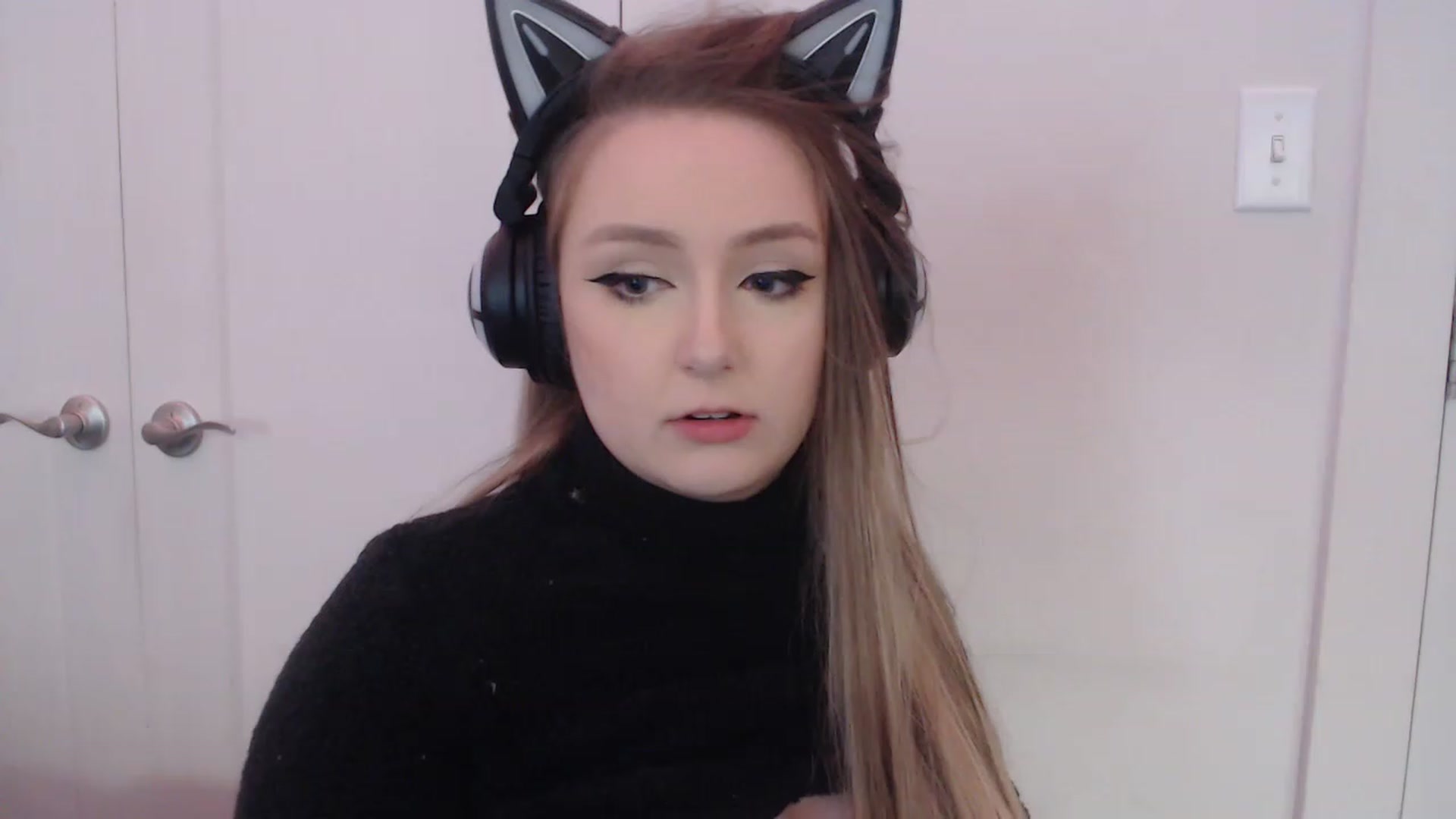 Gallery image thumbnail from LibbyxDoe's myfreecams stream on, 04/08/2023, 11:48 image 5 of 20