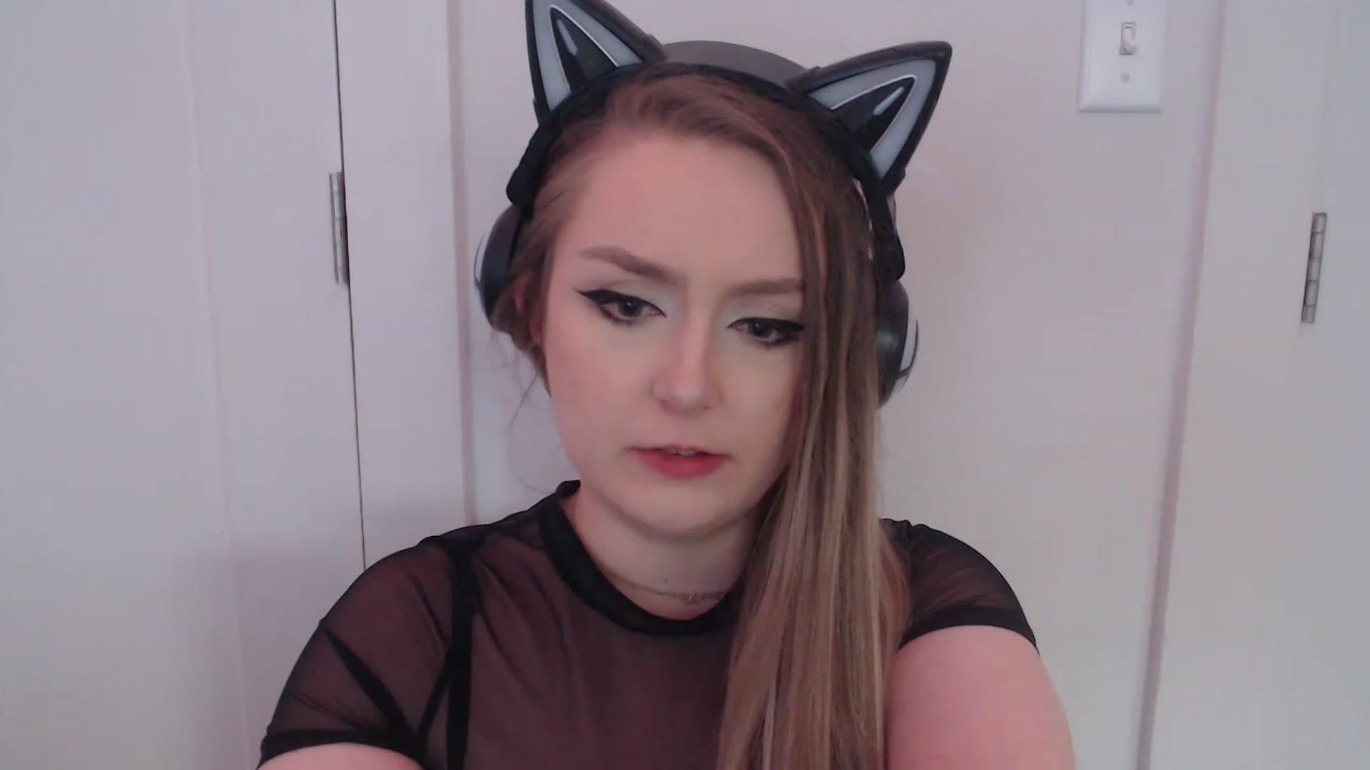 Gallery image thumbnail from LibbyxDoe's myfreecams stream on, 04/15/2023, 13:15 image 10 of 20