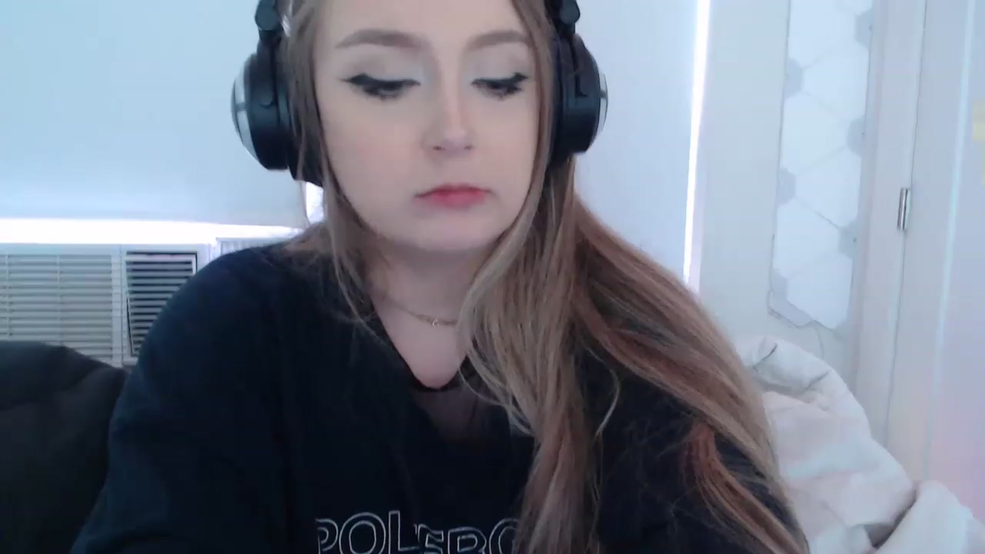Gallery image thumbnail from LibbyxDoe's myfreecams stream on, 04/15/2023, 16:24 image 20 of 20