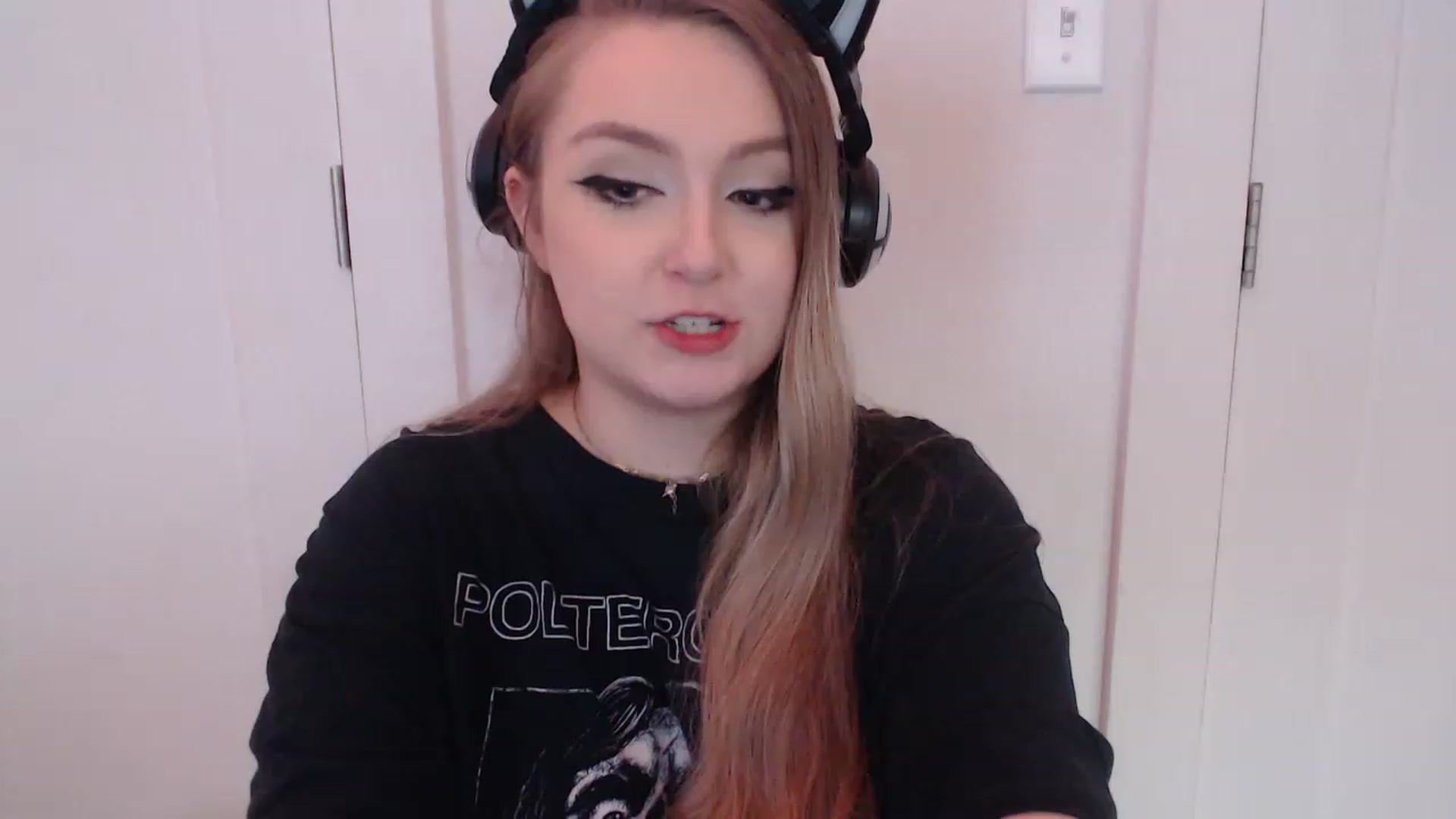 Gallery image thumbnail from LibbyxDoe's myfreecams stream on, 04/16/2023, 24:56 image 16 of 20