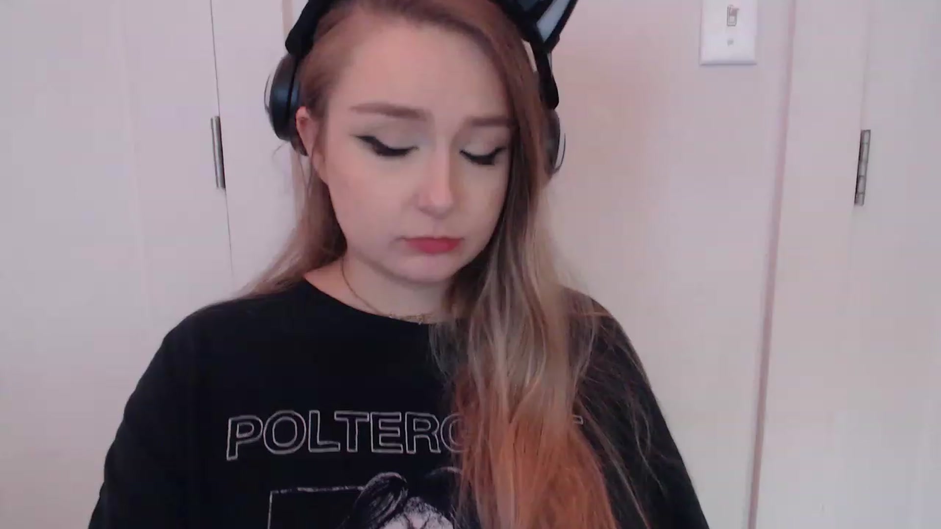 Gallery image thumbnail from LibbyxDoe's myfreecams stream on, 04/16/2023, 24:56 image 18 of 20