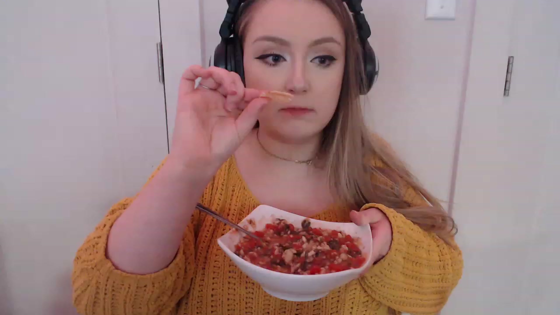 Gallery image thumbnail from LibbyxDoe's myfreecams stream on, 04/20/2023, 07:42 image 16 of 20