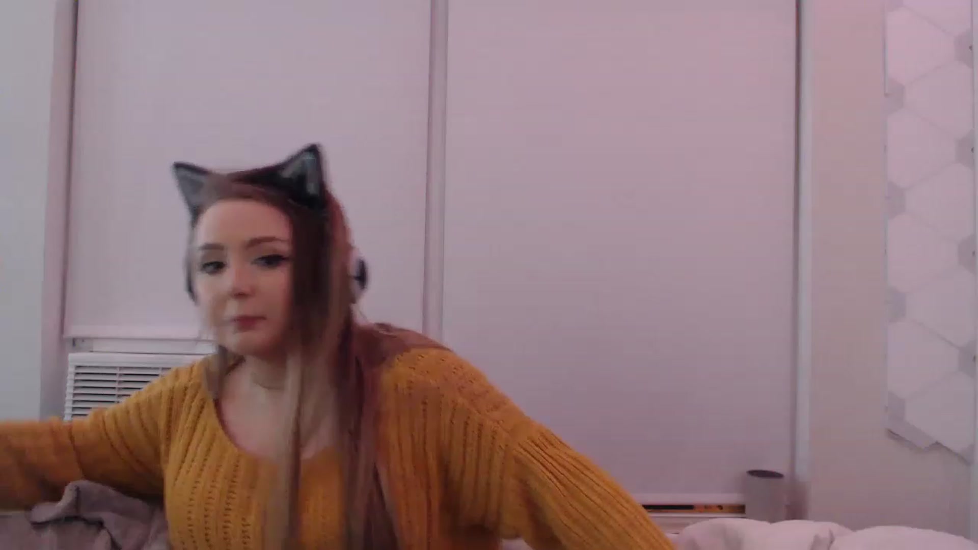 Gallery image thumbnail from LibbyxDoe's myfreecams stream on, 04/20/2023, 08:32 image 18 of 20