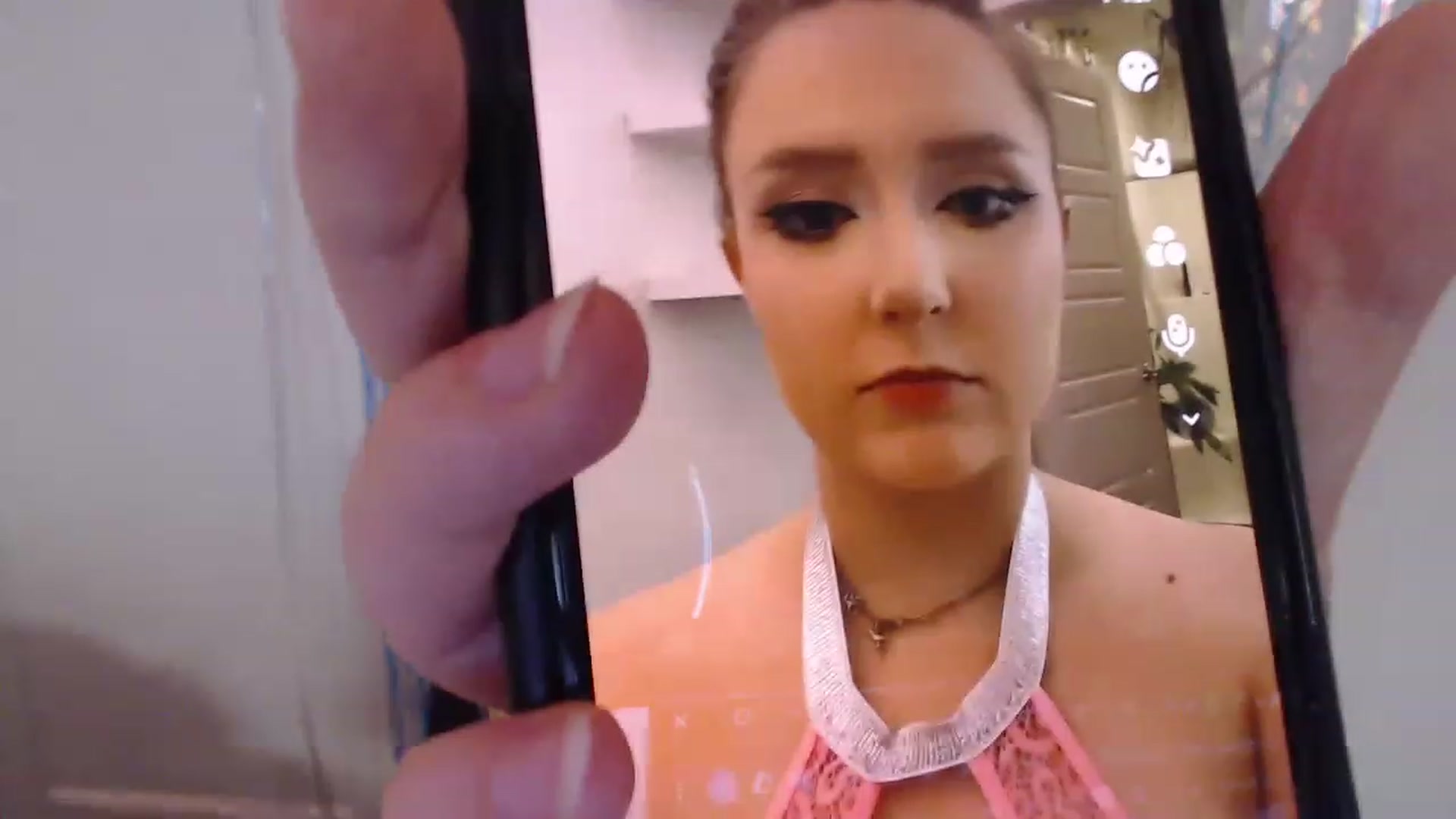 Gallery image thumbnail from LibbyxDoe's myfreecams stream on, 04/28/2023, 07:40 image 2 of 20