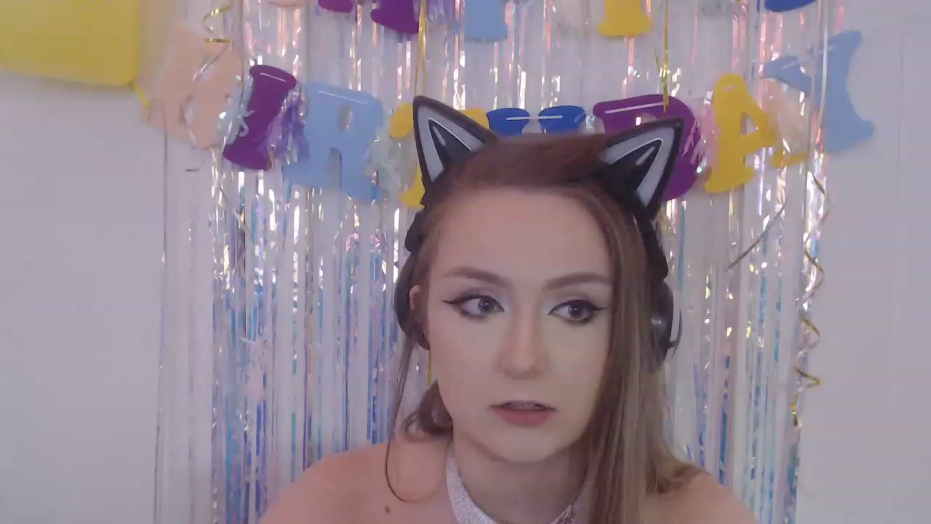 Gallery image thumbnail from LibbyxDoe's myfreecams stream on, 04/28/2023, 07:40 image 4 of 20