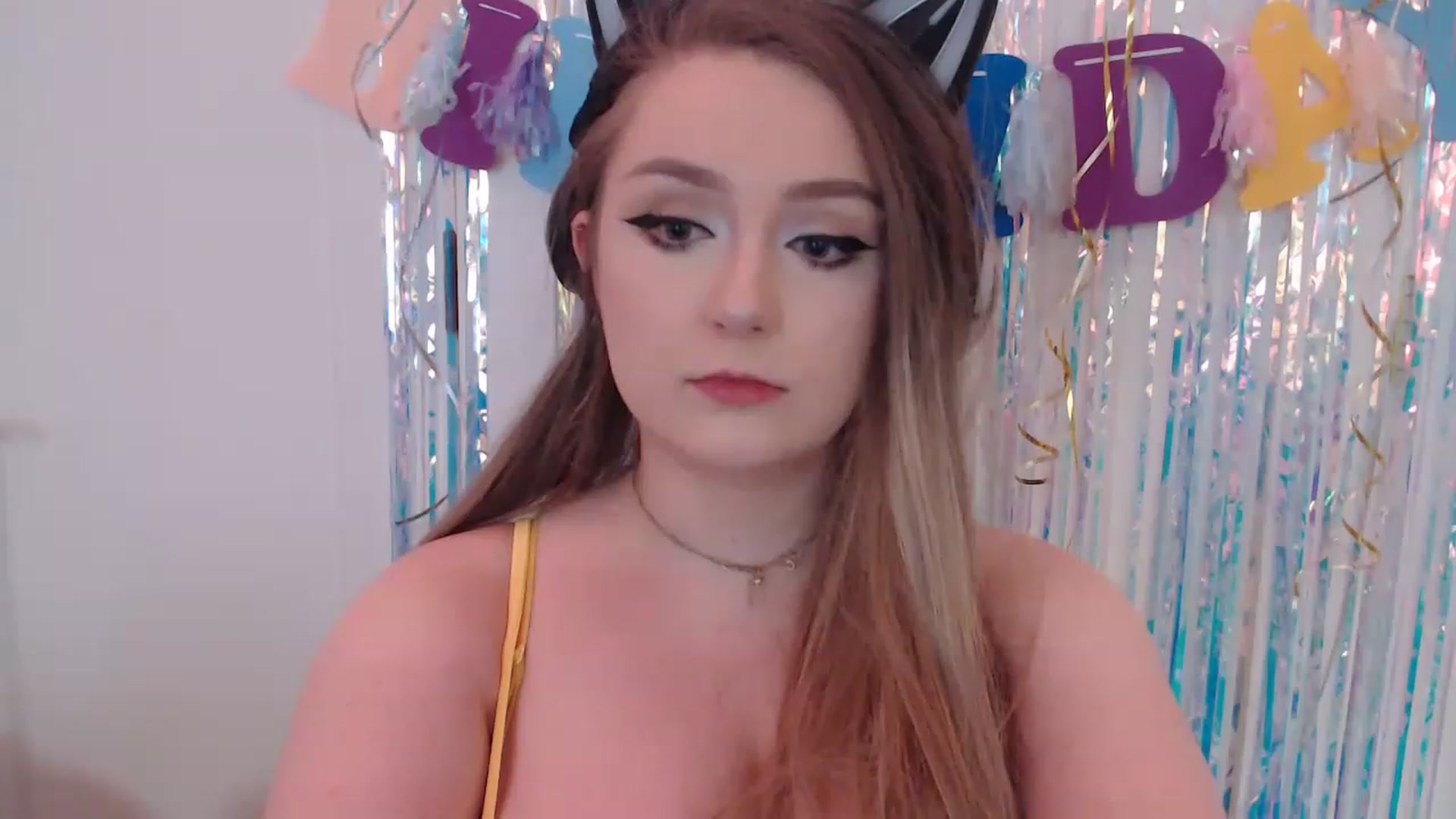 Gallery image thumbnail from LibbyxDoe's myfreecams stream on, 05/01/2023, 08:36 image 6 of 20