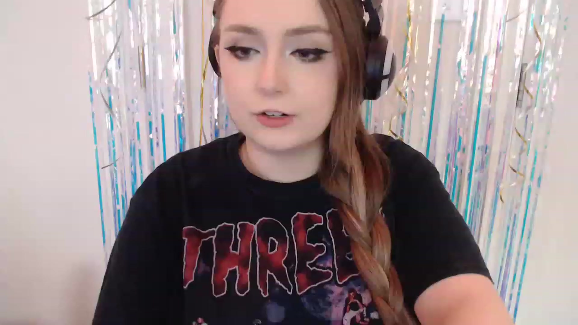 Gallery image thumbnail from LibbyxDoe's myfreecams stream on, 05/02/2023, 09:40 image 2 of 20