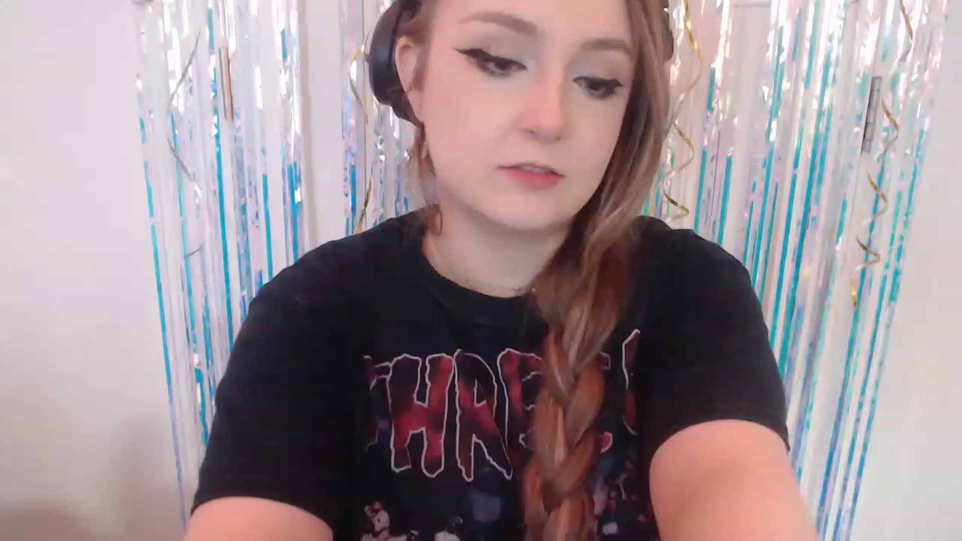 Gallery image thumbnail from LibbyxDoe's myfreecams stream on, 05/02/2023, 09:40 image 6 of 20