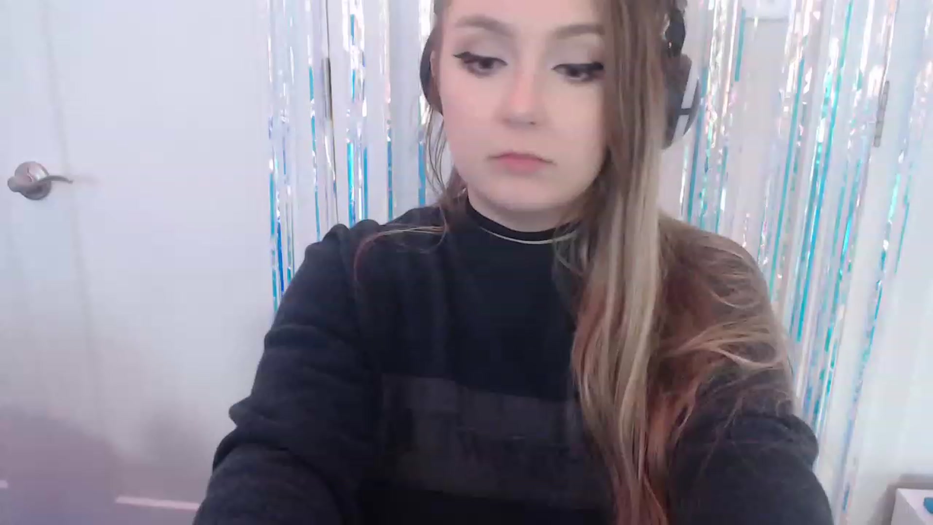 Gallery image thumbnail from LibbyxDoe's myfreecams stream on, 05/08/2023, 12:50 image 10 of 20