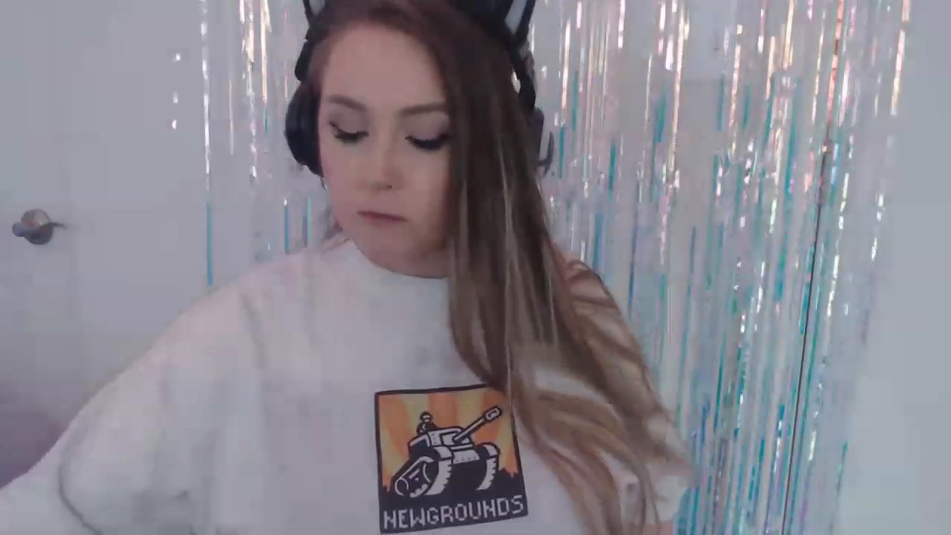 Gallery image thumbnail from LibbyxDoe's myfreecams stream on, 05/09/2023, 13:34 image 5 of 20