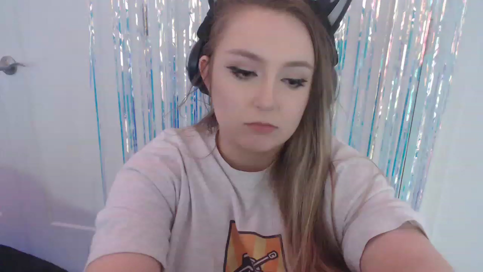Gallery image thumbnail from LibbyxDoe's myfreecams stream on, 05/09/2023, 13:34 image 13 of 20