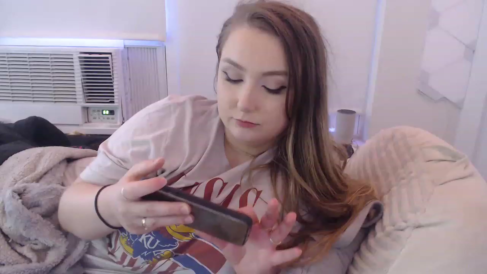 Gallery image thumbnail from LibbyxDoe's myfreecams stream on, 05/10/2023, 14:32 image 10 of 20