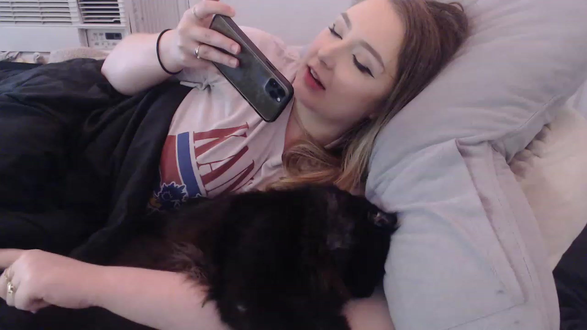 Gallery image thumbnail from LibbyxDoe's myfreecams stream on, 05/10/2023, 14:32 image 3 of 20
