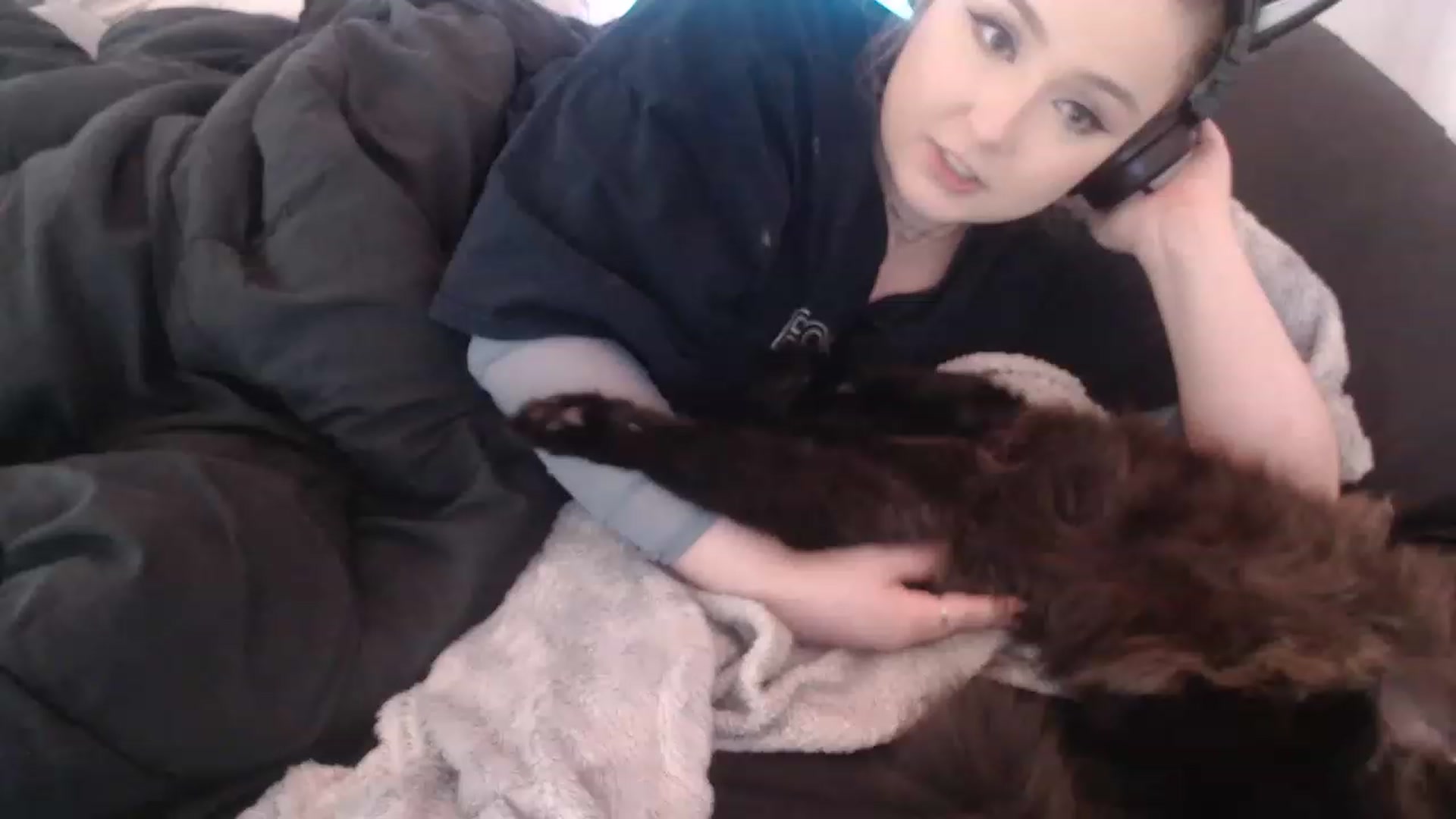 Gallery image thumbnail from LibbyxDoe's myfreecams stream on, 05/13/2023, 16:01 image 20 of 20