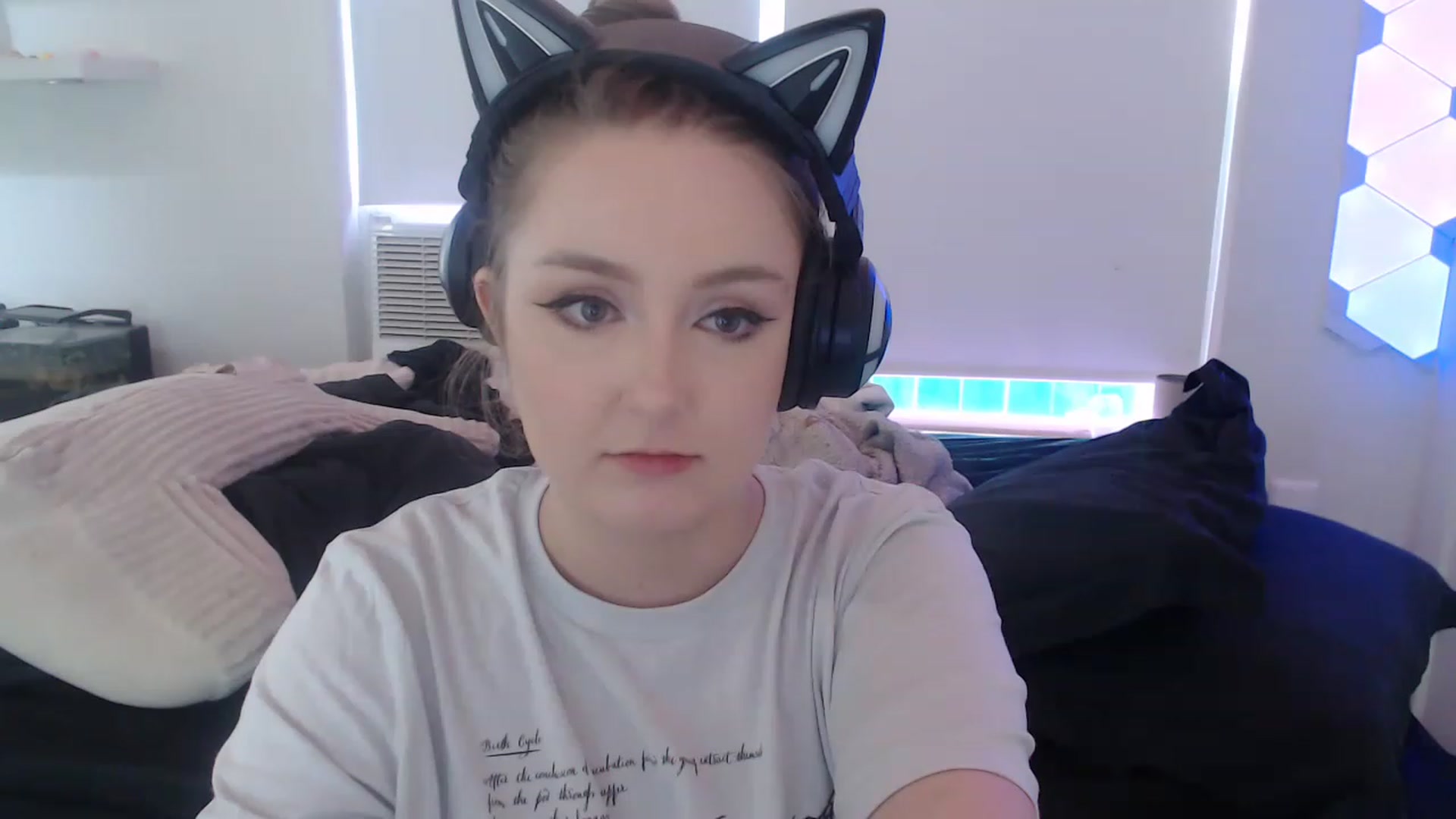 Gallery image thumbnail from LibbyxDoe's myfreecams stream on, 05/14/2023, 17:01 image 12 of 20