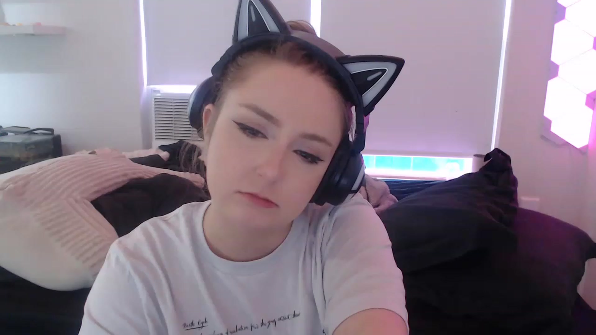 Gallery image thumbnail from LibbyxDoe's myfreecams stream on, 05/14/2023, 17:01 image 10 of 20