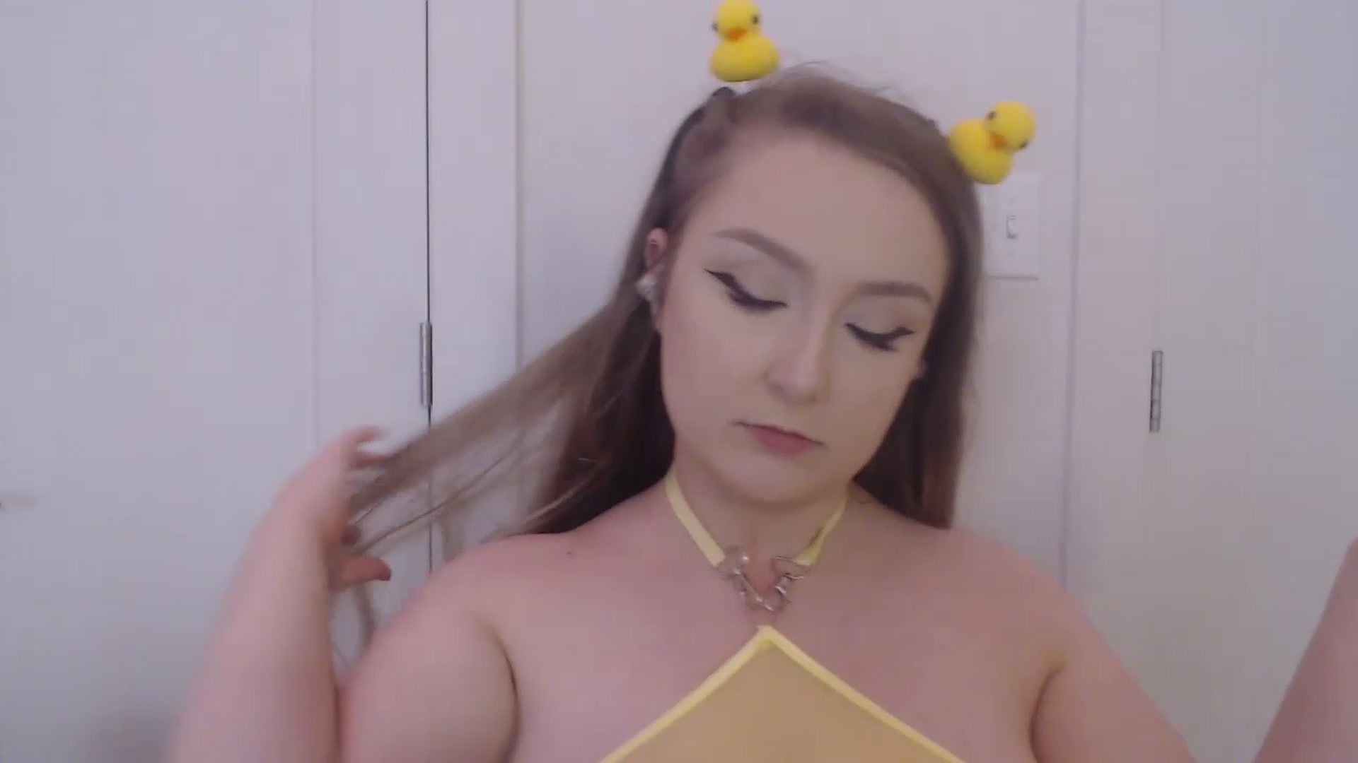 Gallery image thumbnail from LibbyxDoe's myfreecams stream on, 05/22/2023, 06:42 image 15 of 20