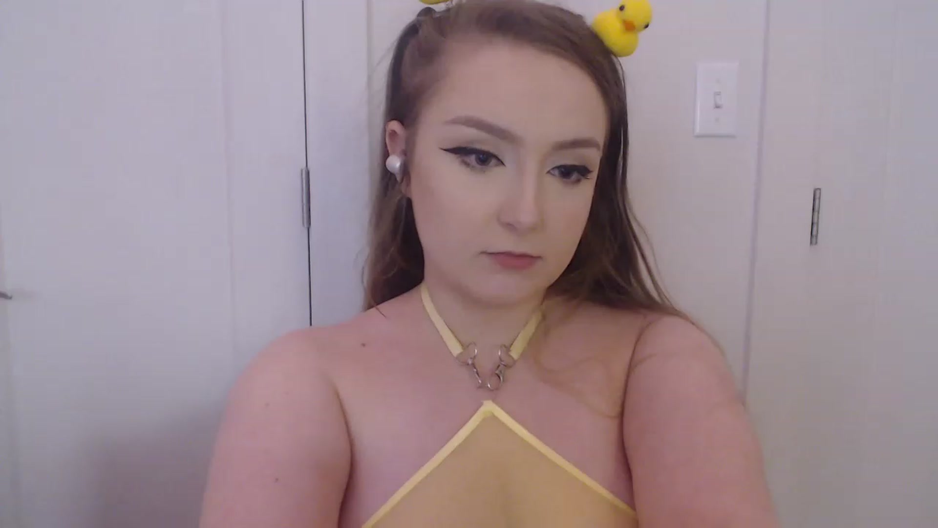 Gallery image thumbnail from LibbyxDoe's myfreecams stream on, 05/22/2023, 06:42 image 14 of 20