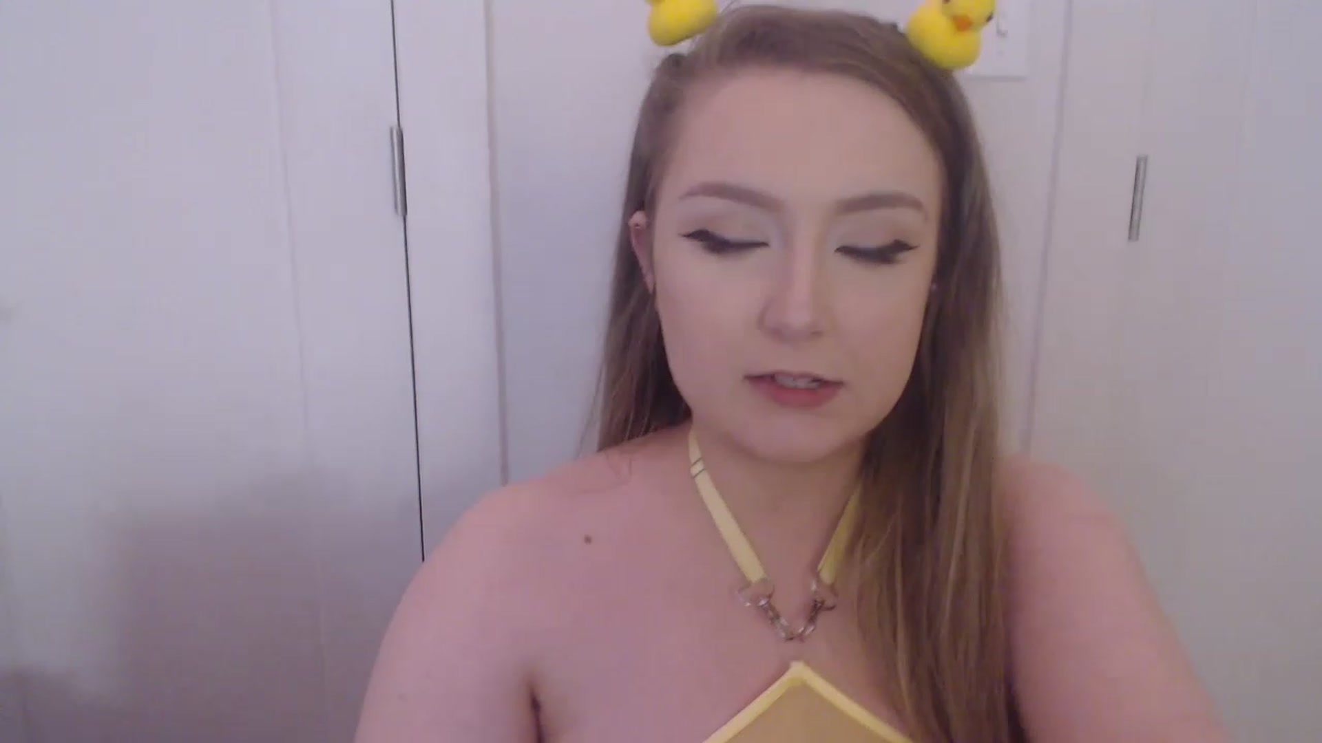 Gallery image thumbnail from LibbyxDoe's myfreecams stream on, 05/22/2023, 06:42 image 18 of 20