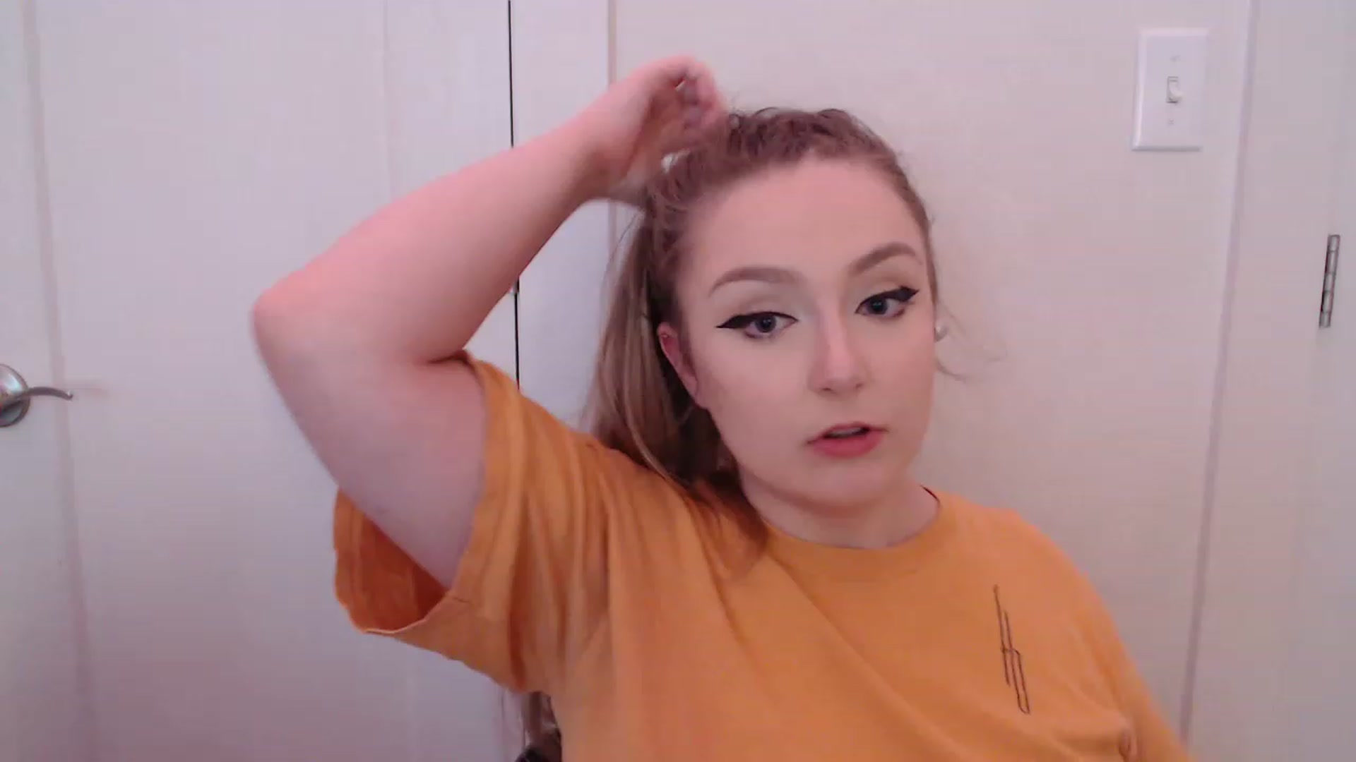 Gallery image thumbnail from LibbyxDoe's myfreecams stream on, 05/22/2023, 10:59 image 19 of 20