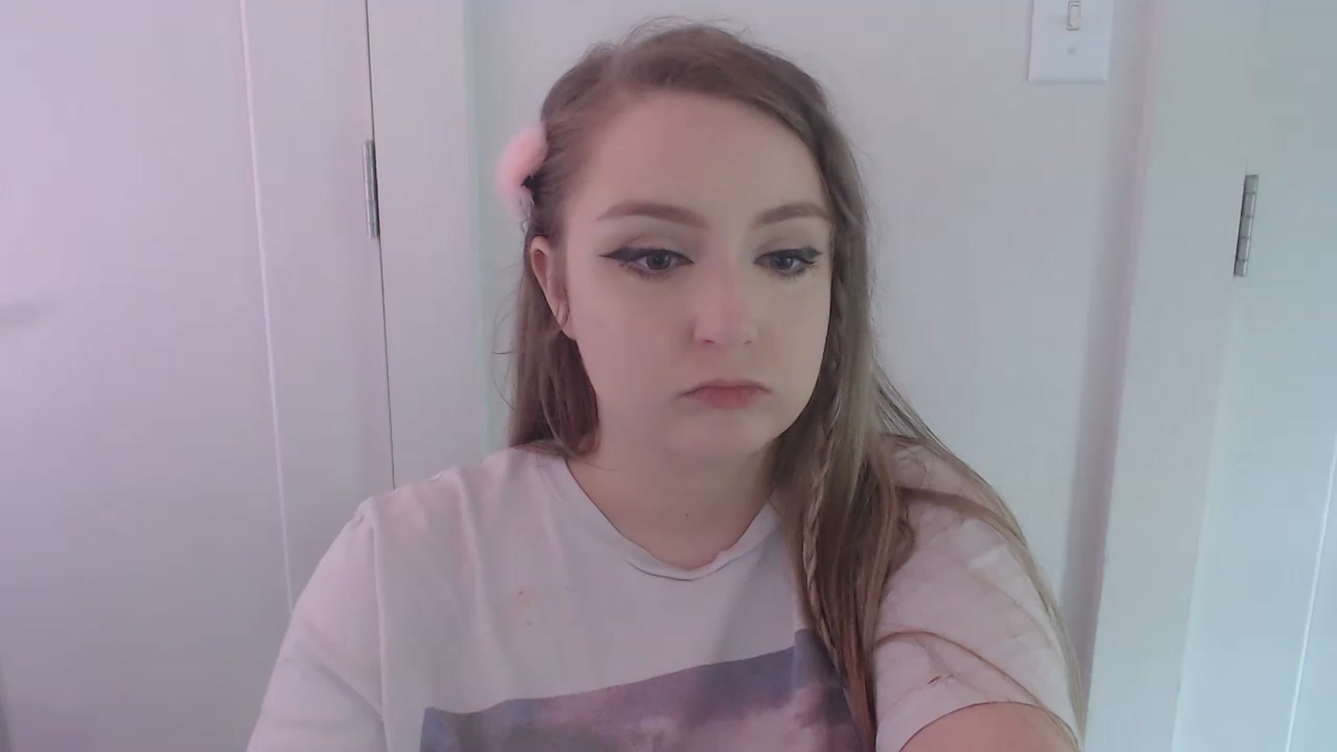 Gallery image thumbnail from LibbyxDoe's myfreecams stream on, 05/23/2023, 21:06 image 17 of 20