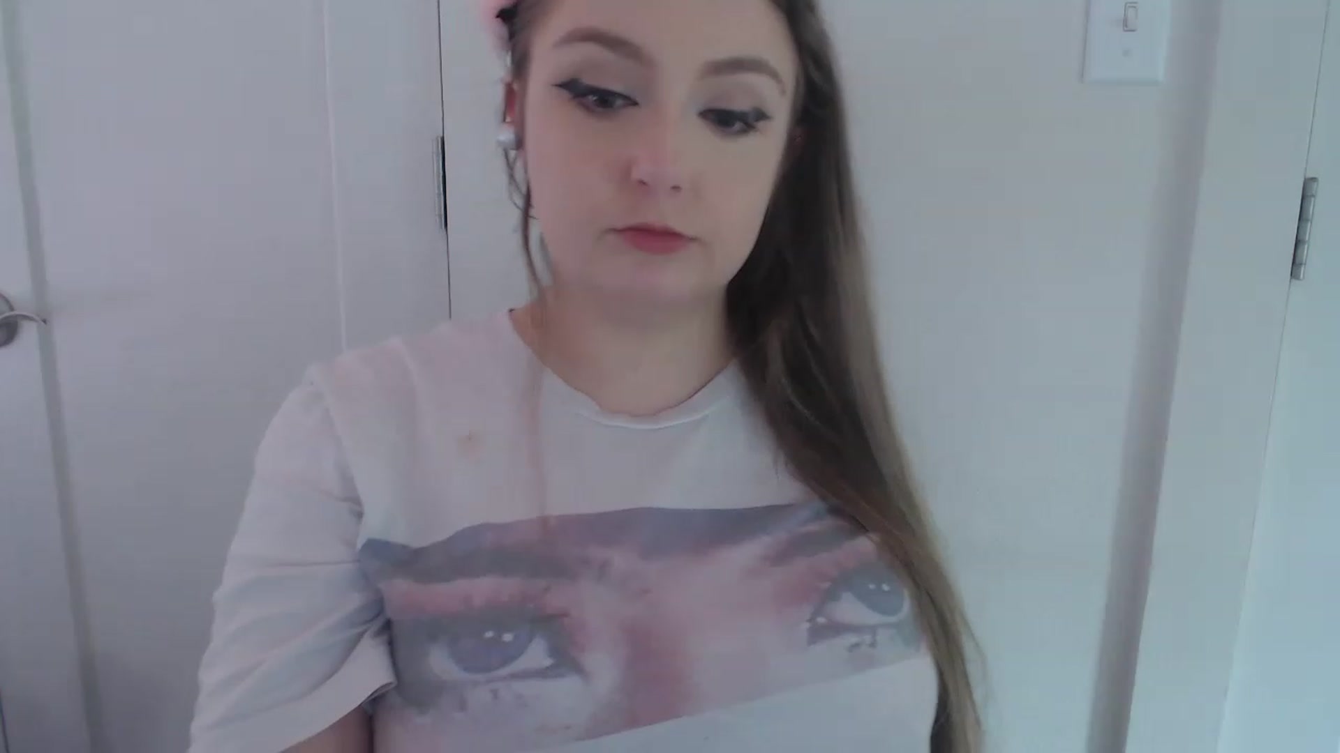 Gallery image thumbnail from LibbyxDoe's myfreecams stream on, 05/23/2023, 21:06 image 7 of 20