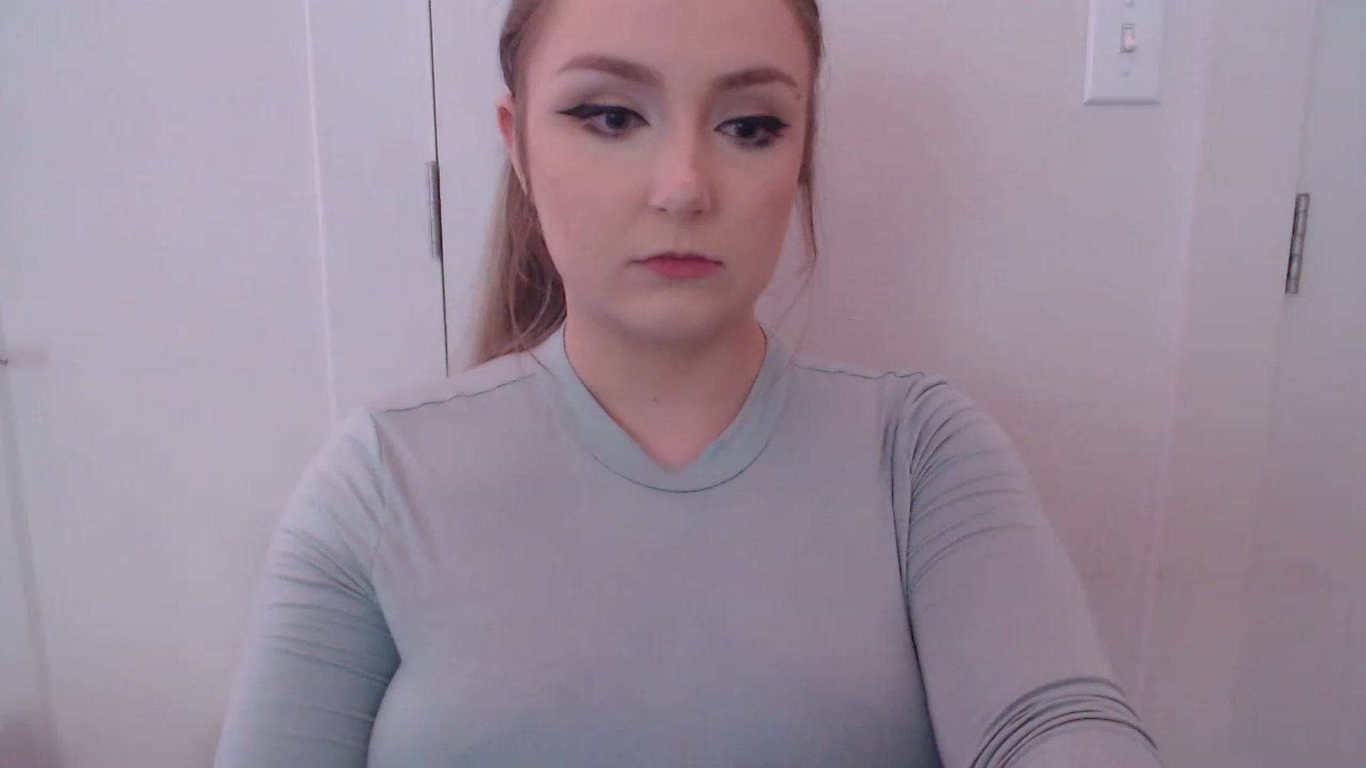 Gallery image thumbnail from LibbyxDoe's myfreecams stream on, 05/25/2023, 07:33 image 14 of 20