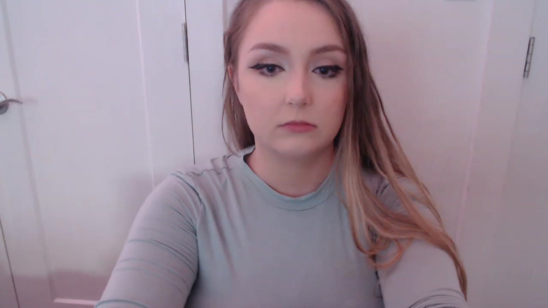 Gallery image thumbnail from LibbyxDoe's myfreecams stream on, 05/25/2023, 08:18 image 15 of 20