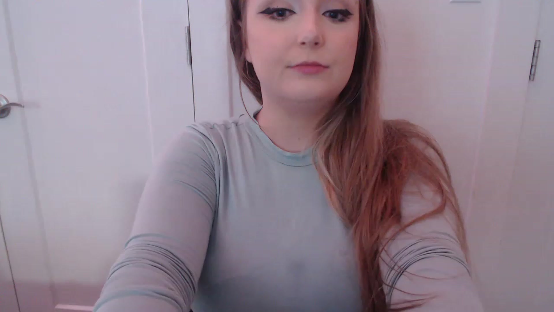 Gallery image thumbnail from LibbyxDoe's myfreecams stream on, 05/25/2023, 08:18 image 9 of 20