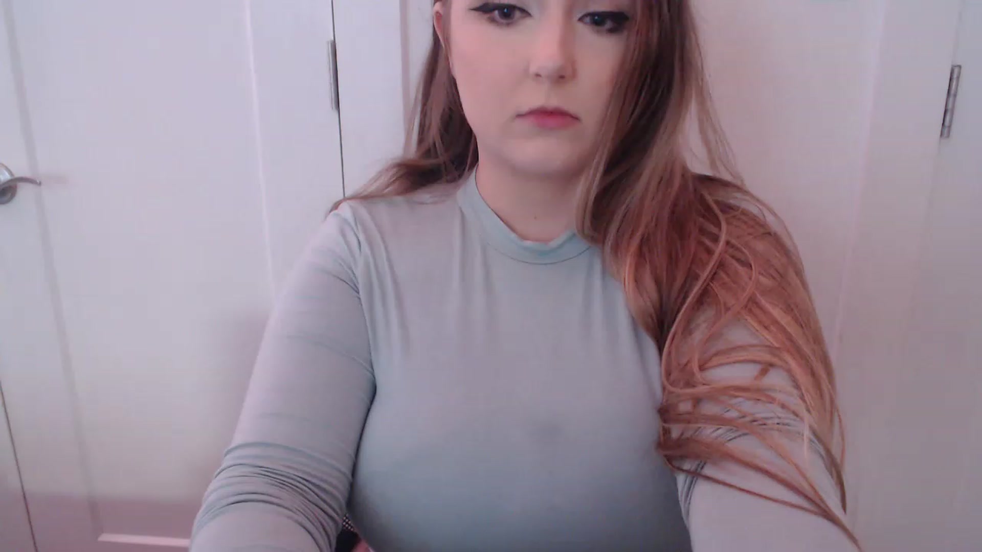 Gallery image thumbnail from LibbyxDoe's myfreecams stream on, 05/25/2023, 08:18 image 3 of 20