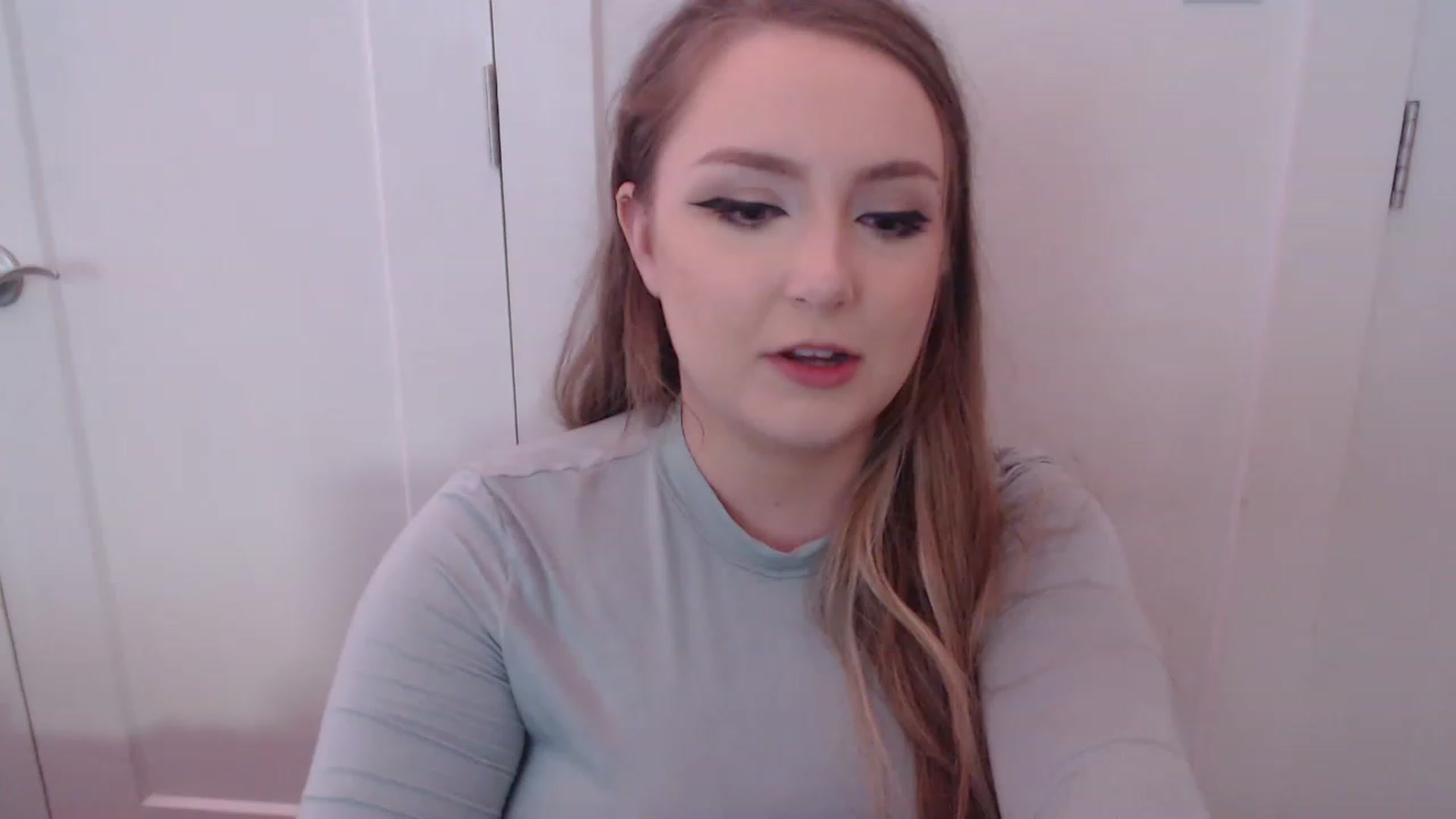 Gallery image thumbnail from LibbyxDoe's myfreecams stream on, 05/25/2023, 09:20 image 1 of 20