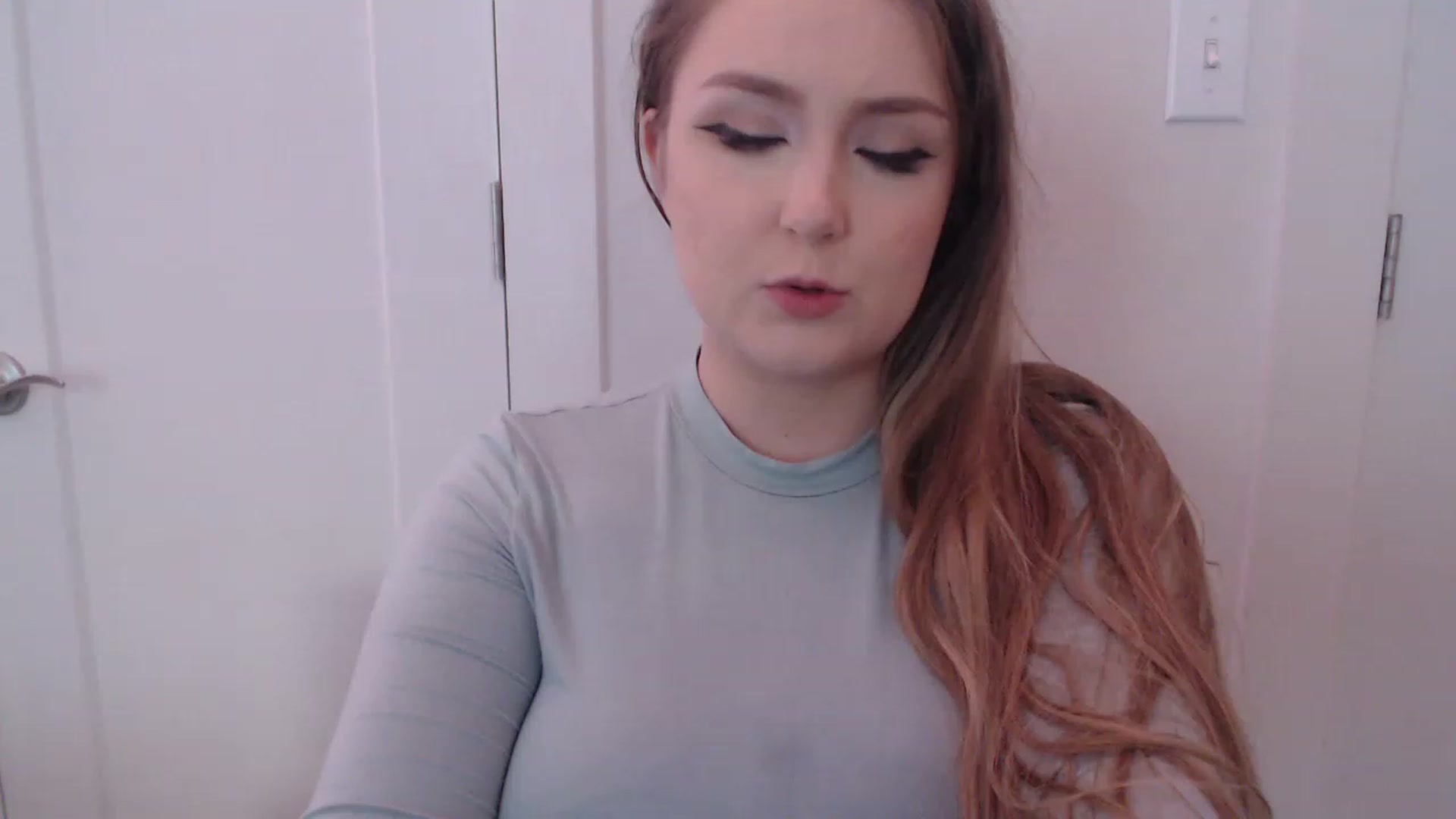 Gallery image thumbnail from LibbyxDoe's myfreecams stream on, 05/25/2023, 09:20 image 6 of 20