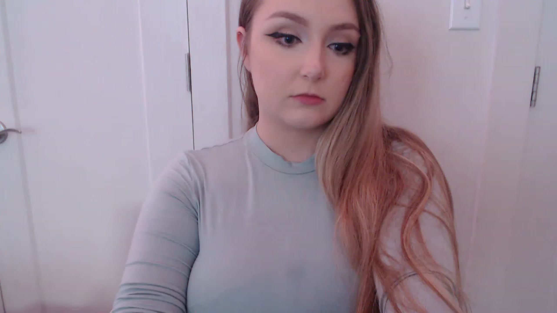 Gallery image thumbnail from LibbyxDoe's myfreecams stream on, 05/25/2023, 09:20 image 17 of 20