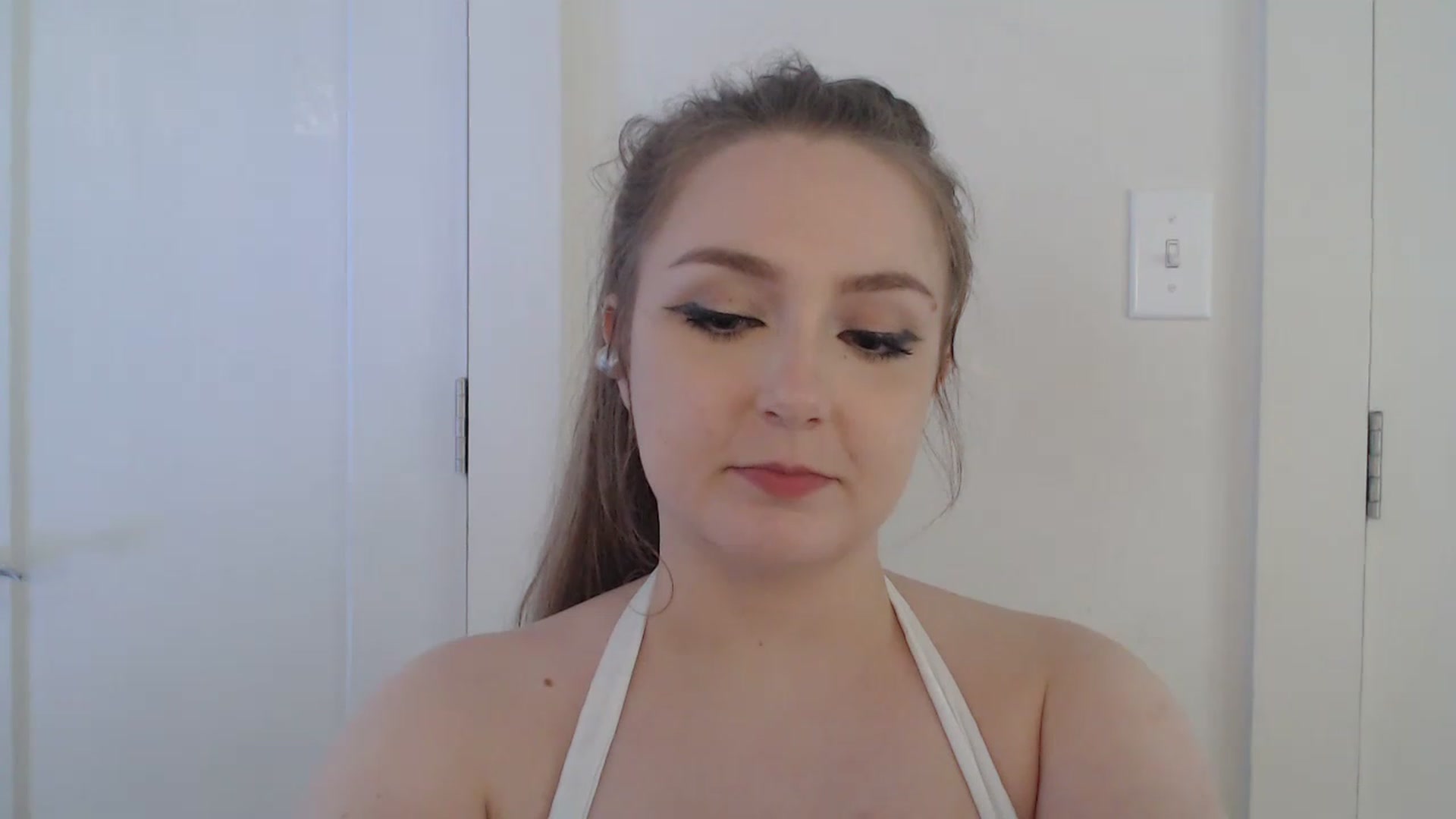 Gallery image thumbnail from LibbyxDoe's myfreecams stream on, 05/25/2023, 22:45 image 10 of 20