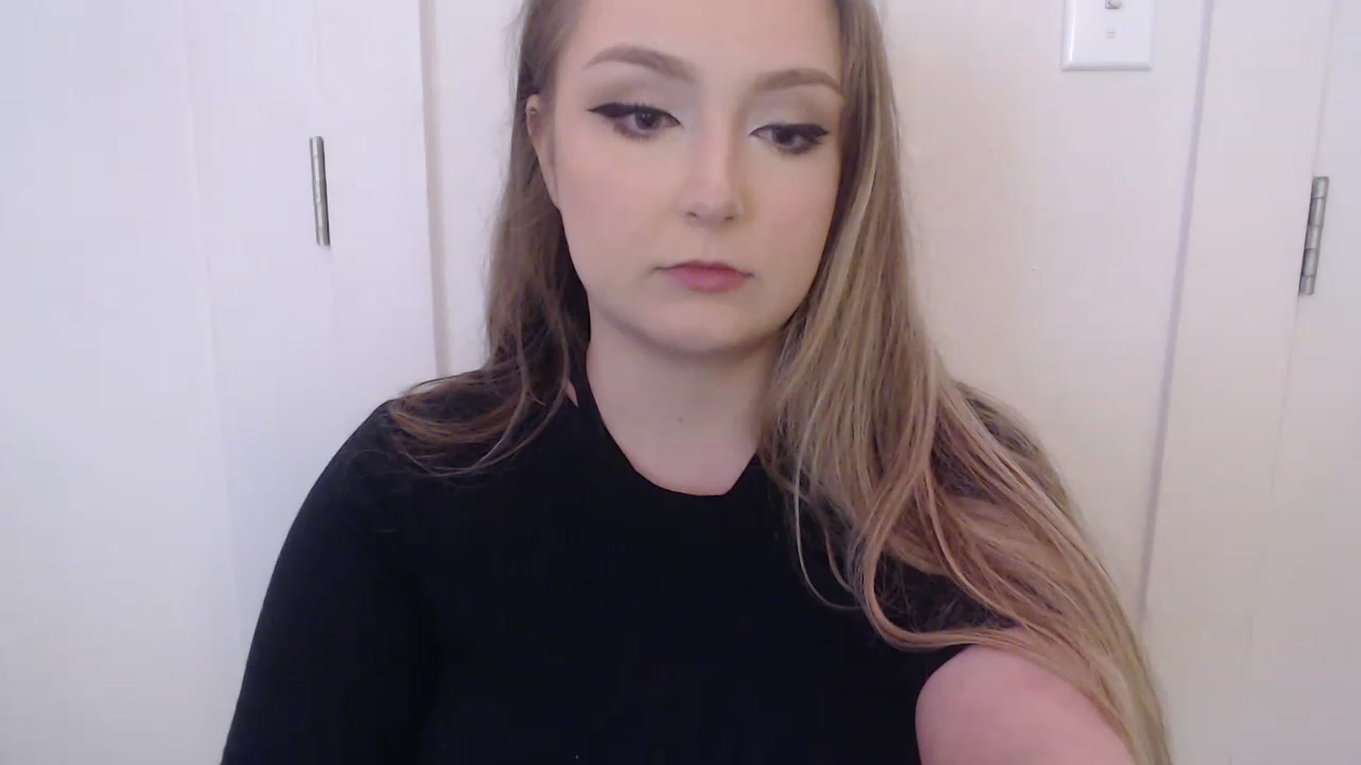 Gallery image thumbnail from LibbyxDoe's myfreecams stream on, 05/26/2023, 08:24 image 13 of 20