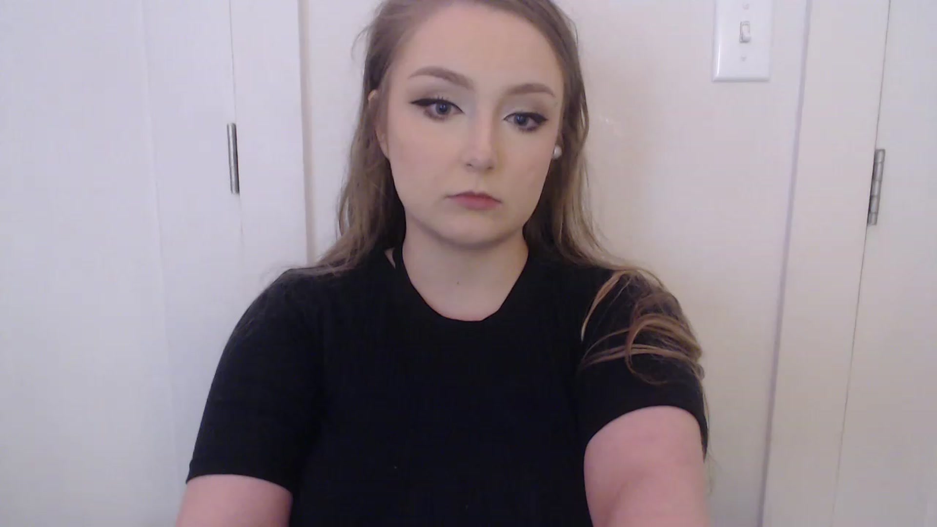 Gallery image thumbnail from LibbyxDoe's myfreecams stream on, 05/26/2023, 08:24 image 6 of 20