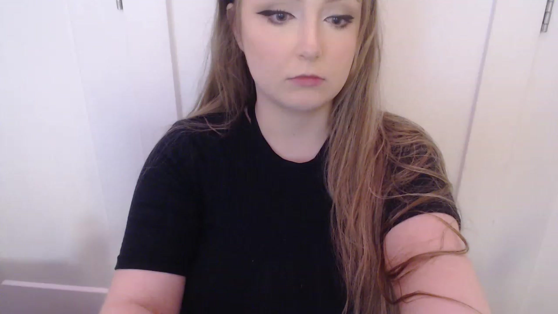 Gallery image thumbnail from LibbyxDoe's myfreecams stream on, 05/26/2023, 08:24 image 7 of 20