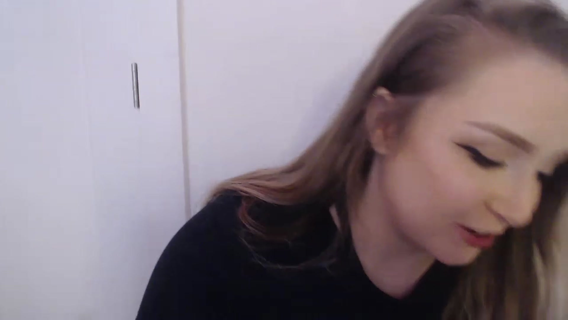 Gallery image thumbnail from LibbyxDoe's myfreecams stream on, 05/26/2023, 08:24 image 11 of 20