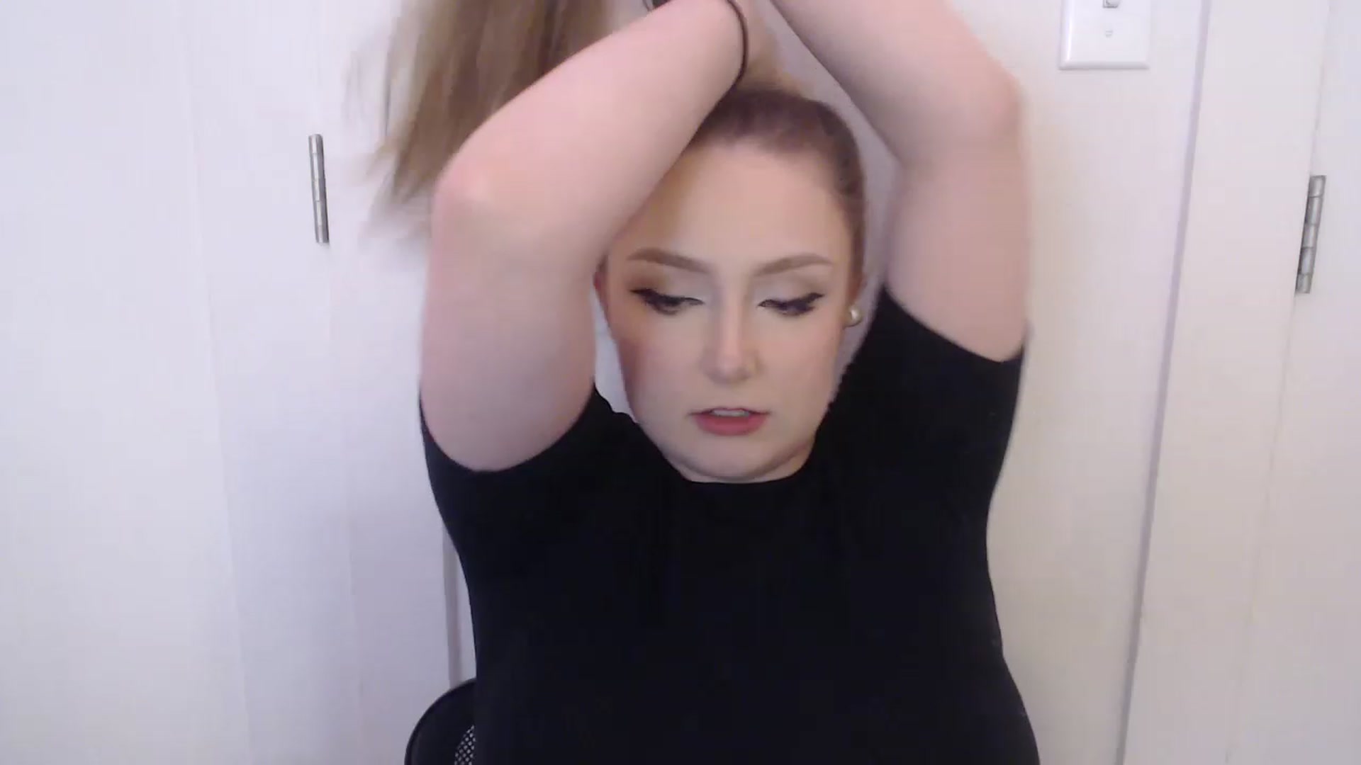 Gallery image thumbnail from LibbyxDoe's myfreecams stream on, 05/26/2023, 12:04 image 2 of 20