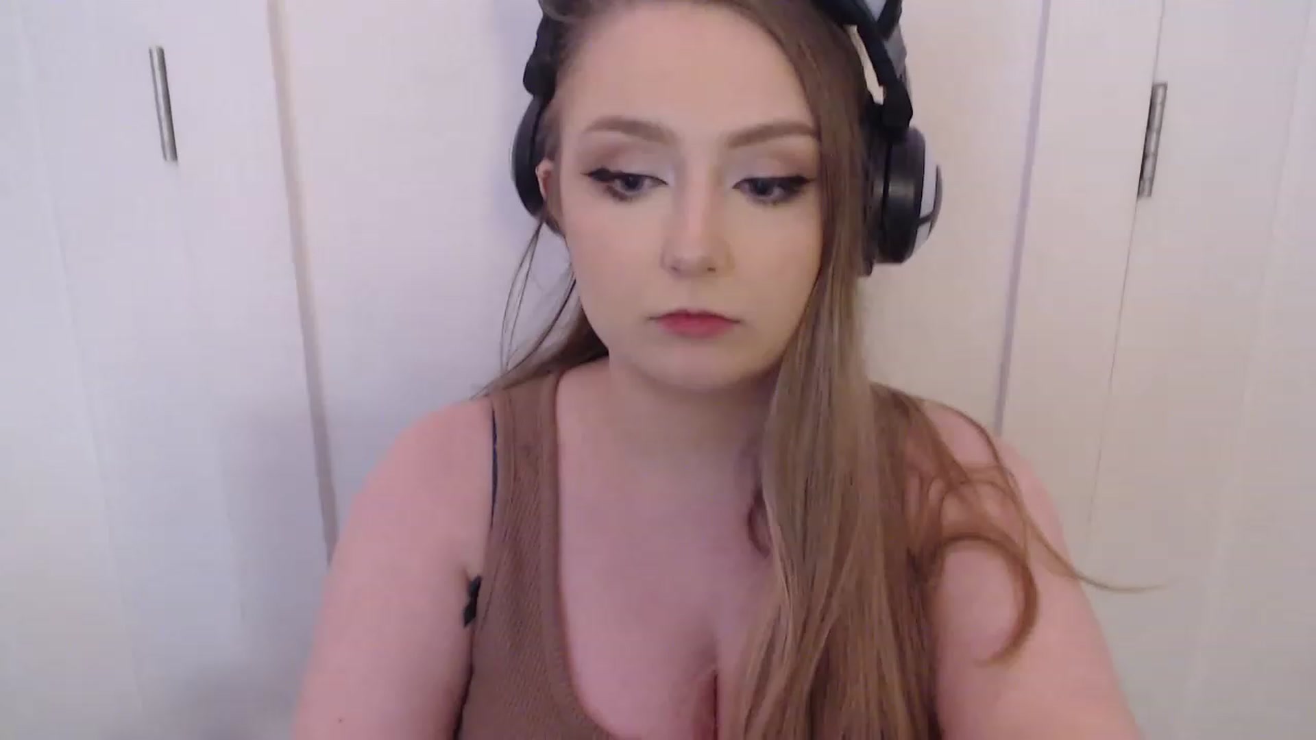 Gallery image thumbnail from LibbyxDoe's myfreecams stream on, 05/29/2023, 10:30 image 3 of 20