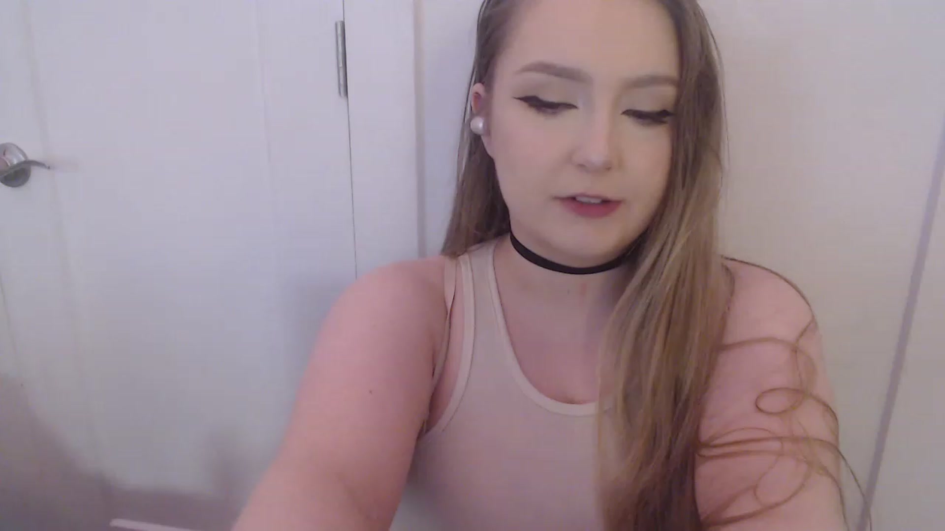 Gallery image thumbnail from LibbyxDoe's myfreecams stream on, 06/02/2023, 10:13 image 5 of 20