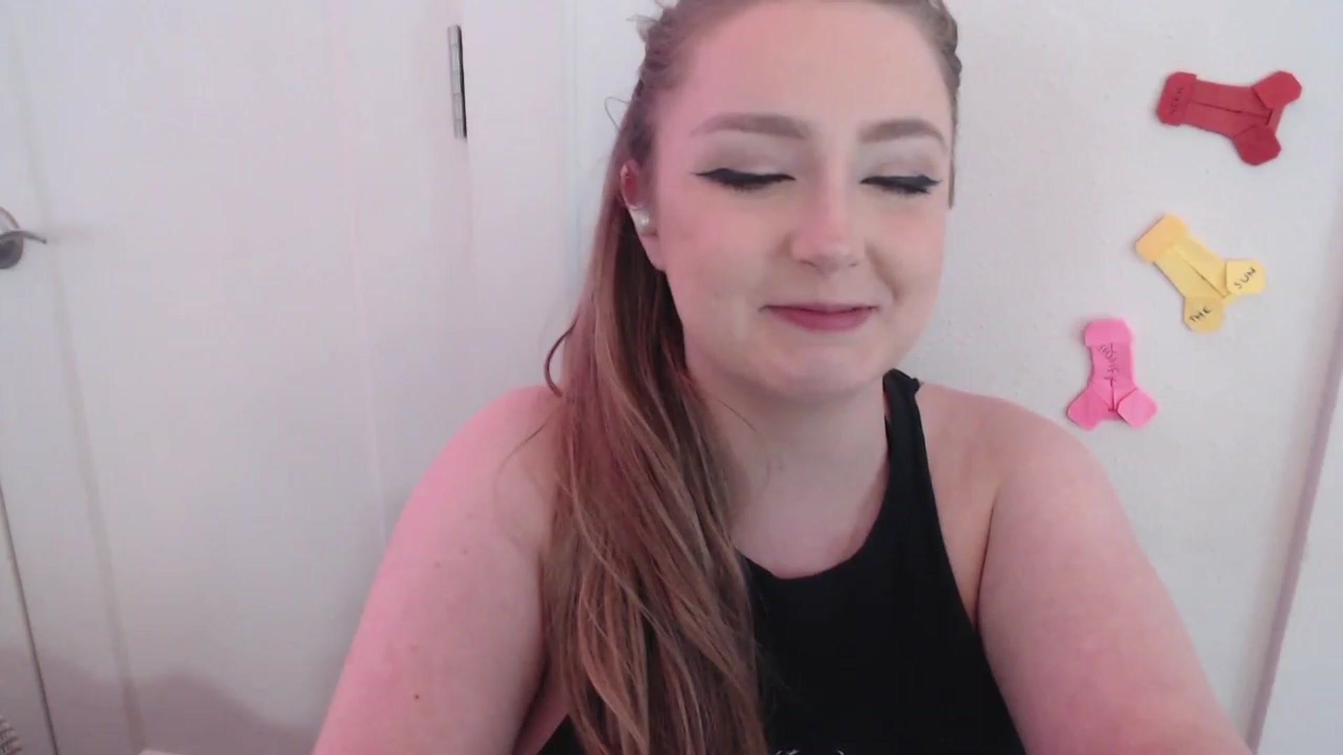 Gallery image thumbnail from LibbyxDoe's myfreecams stream on, 06/18/2023, 17:54 image 11 of 20