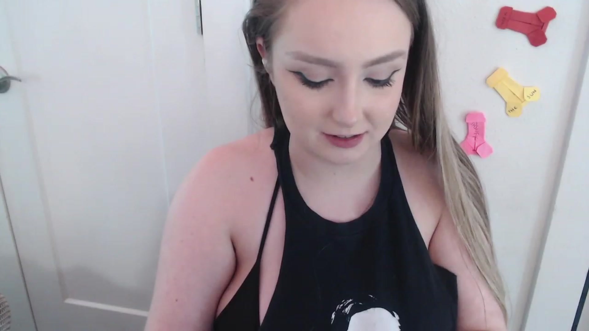Gallery image thumbnail from LibbyxDoe's myfreecams stream on, 06/18/2023, 17:54 image 18 of 20