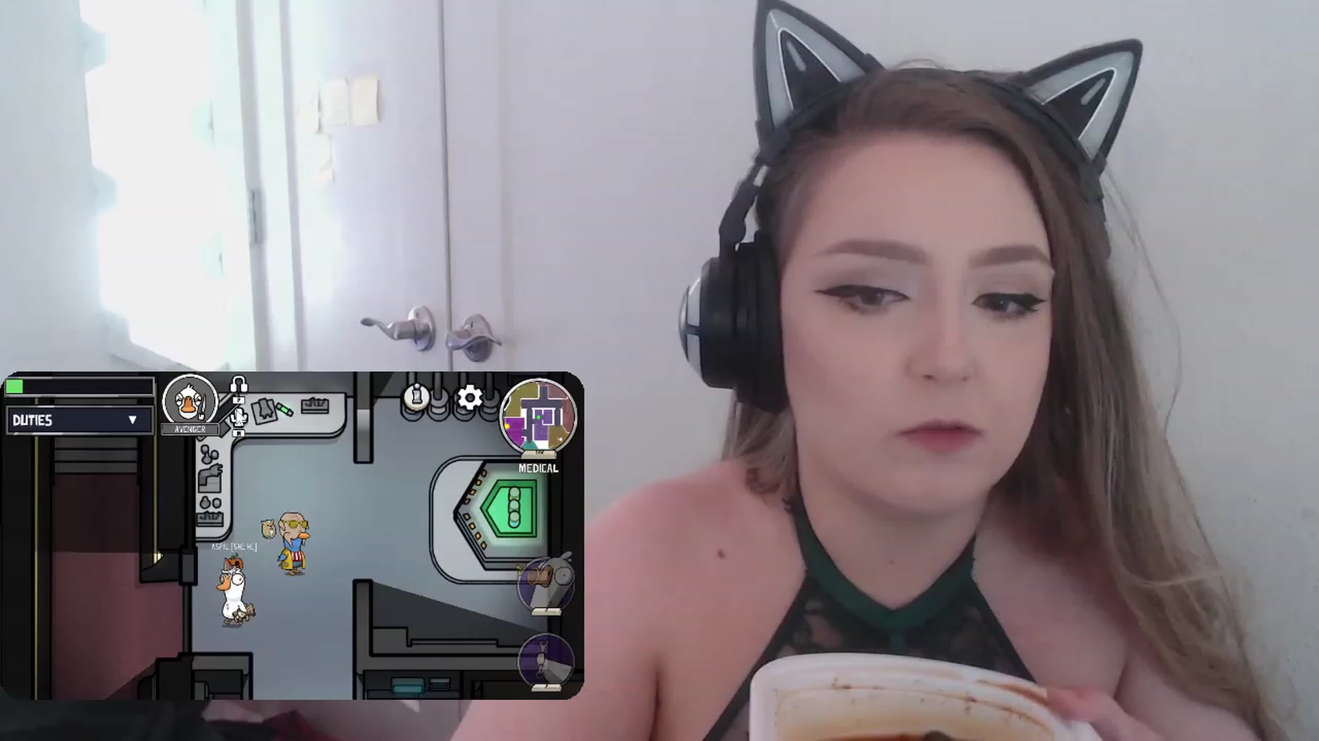 Gallery image thumbnail from LibbyxDoe's myfreecams stream on, 06/21/2023, 20:50 image 11 of 20