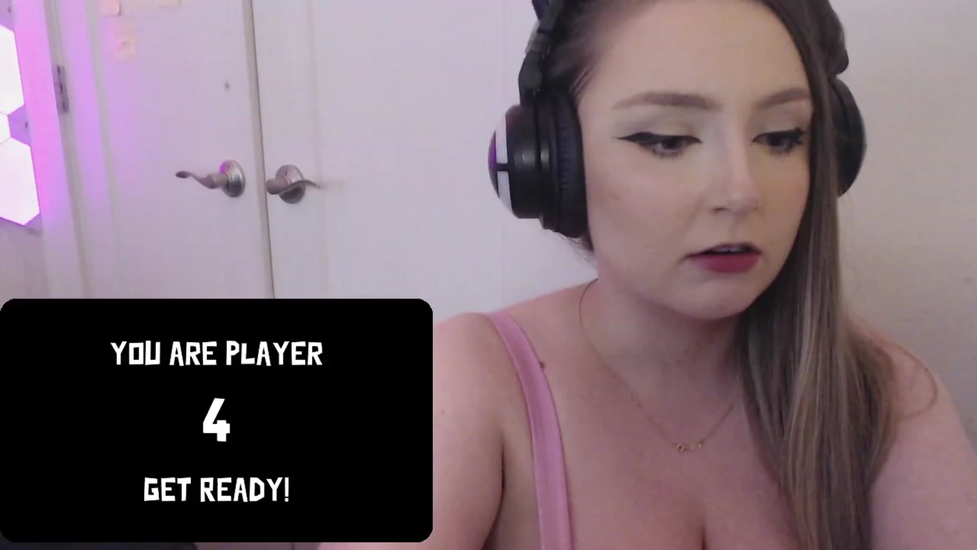 Gallery image thumbnail from LibbyxDoe's myfreecams stream on, 06/30/2023, 09:04 image 9 of 20