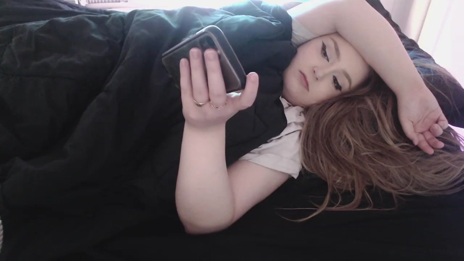 Gallery image thumbnail from LibbyxDoe's myfreecams stream on, 06/30/2023, 18:58 image 15 of 20