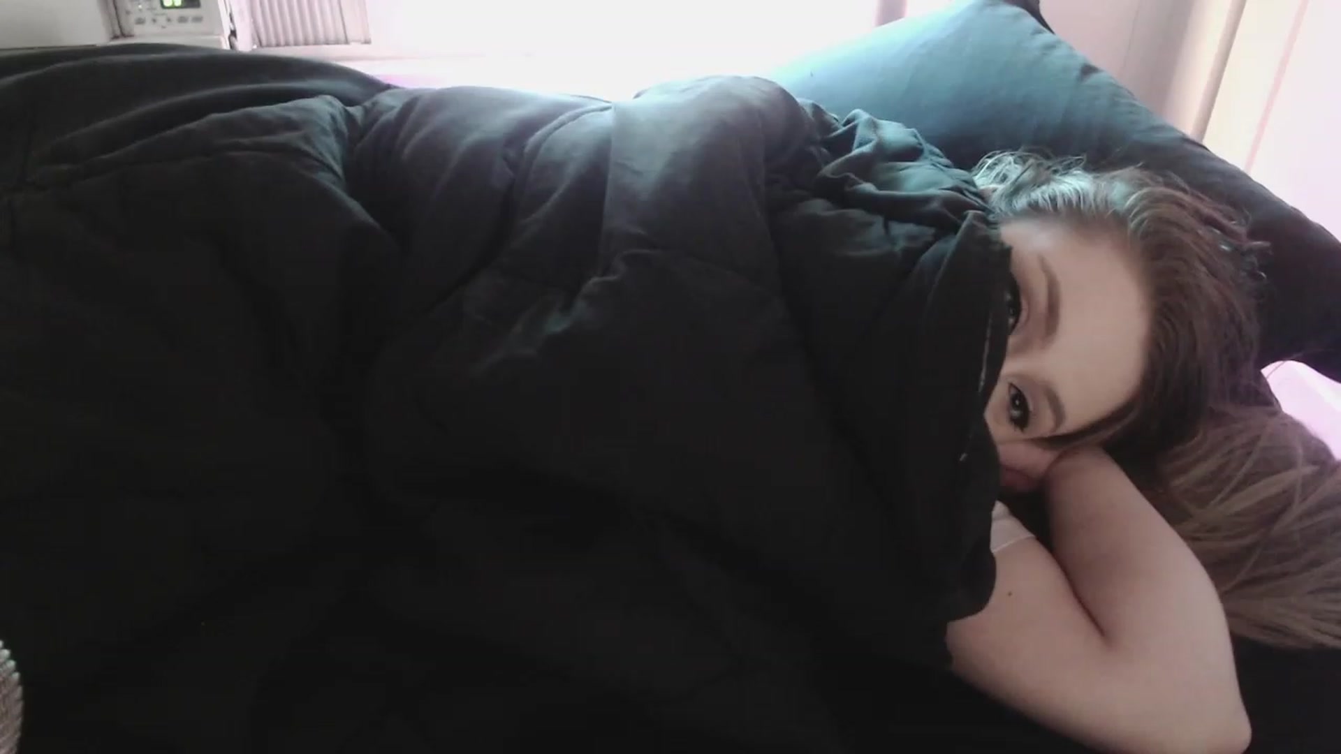 Gallery image thumbnail from LibbyxDoe's myfreecams stream on, 06/30/2023, 18:58 image 4 of 20